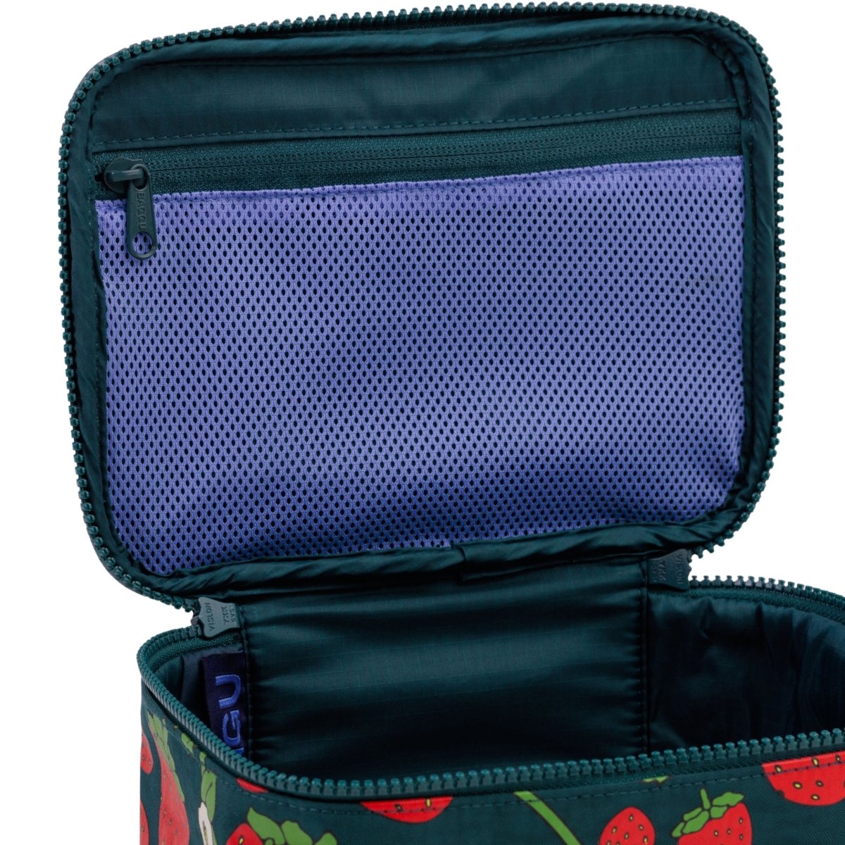 Baggu Small Cosmetic Case in Strawberry Blossom - Getoutside Shoes
