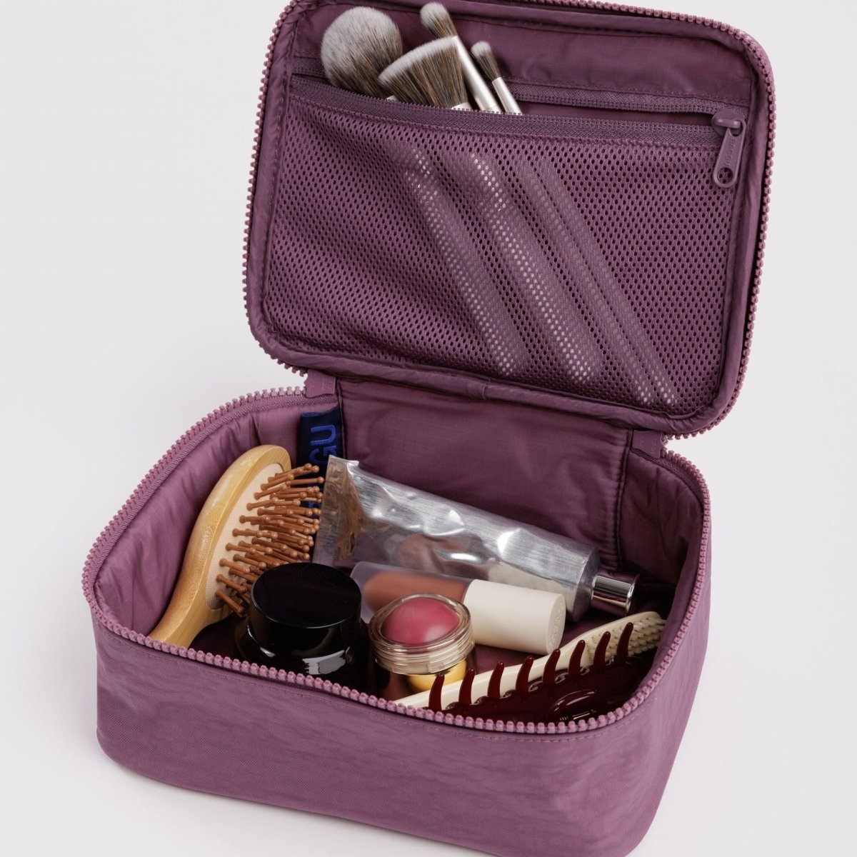 Baggu Small Cosmetic Case in Wild Plum - Getoutside Shoes