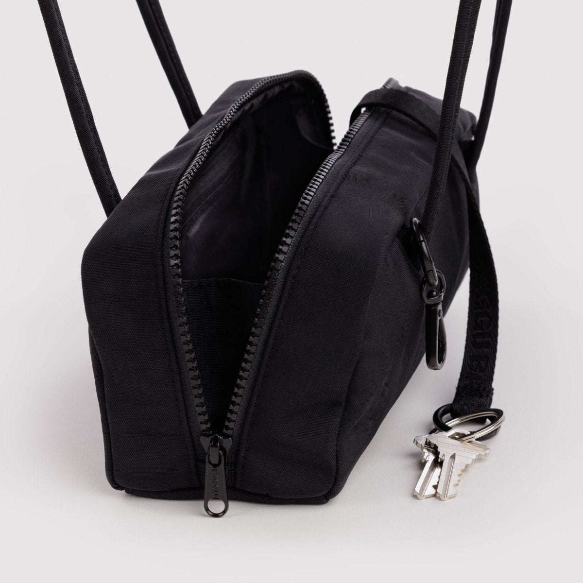 Baggu Small Nylon Bowler Bag in Black - Getoutside Shoes