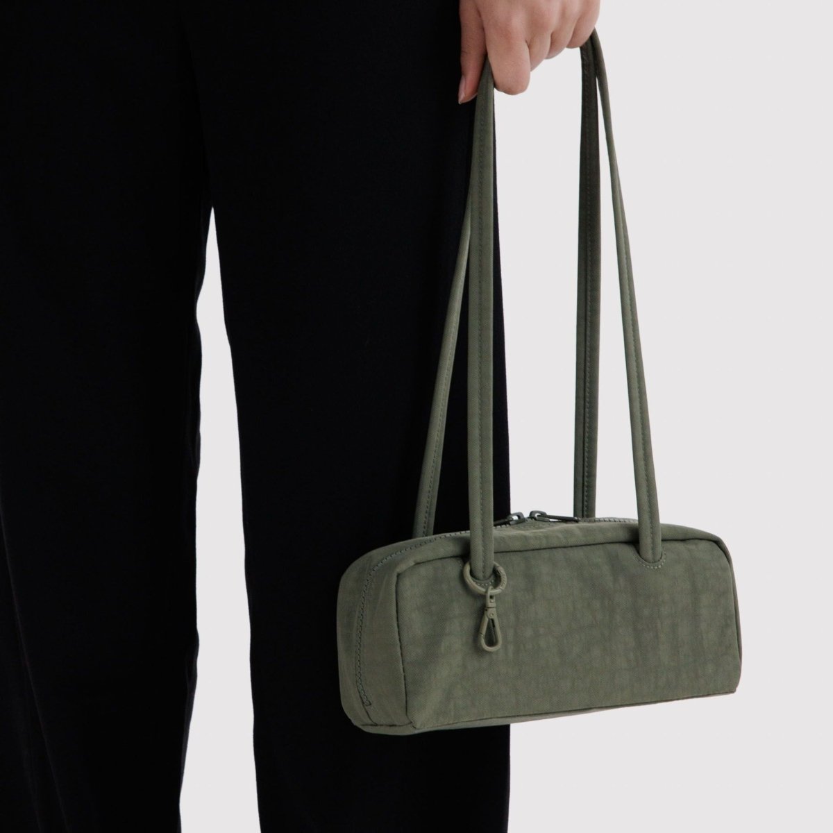 Baggu Small Nylon Bowler Bag in Caper - Getoutside Shoes