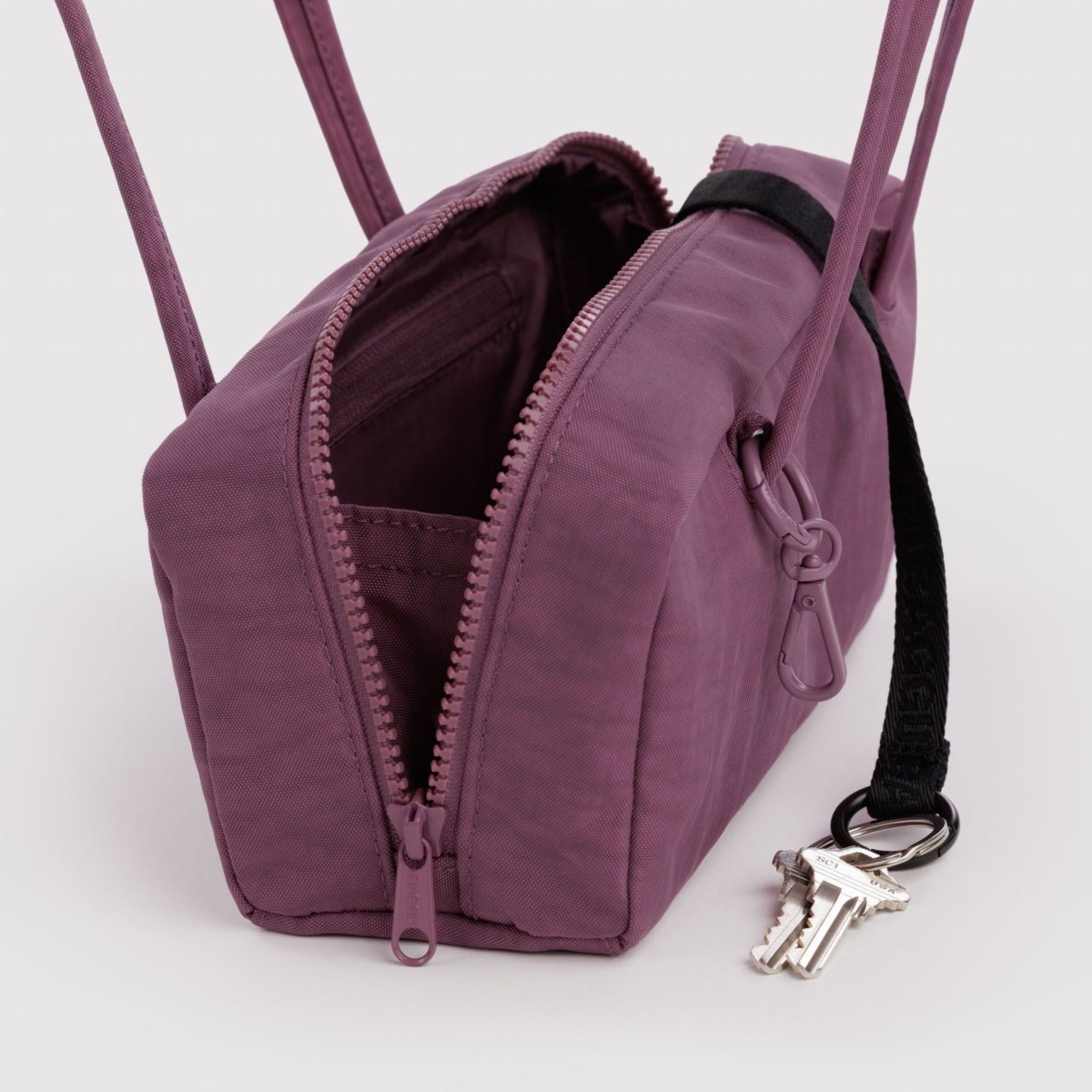 Baggu Small Nylon Bowler Bag in Wild Plum - Getoutside Shoes