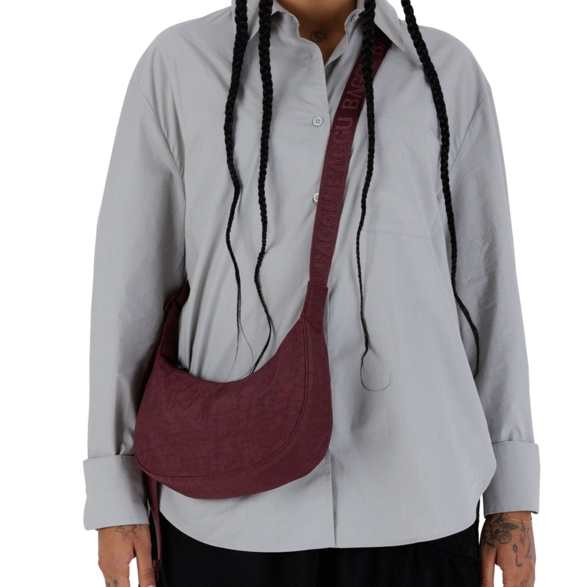 Baggu Small Nylon Crescent Bag in Mahogany - Getoutside Shoes