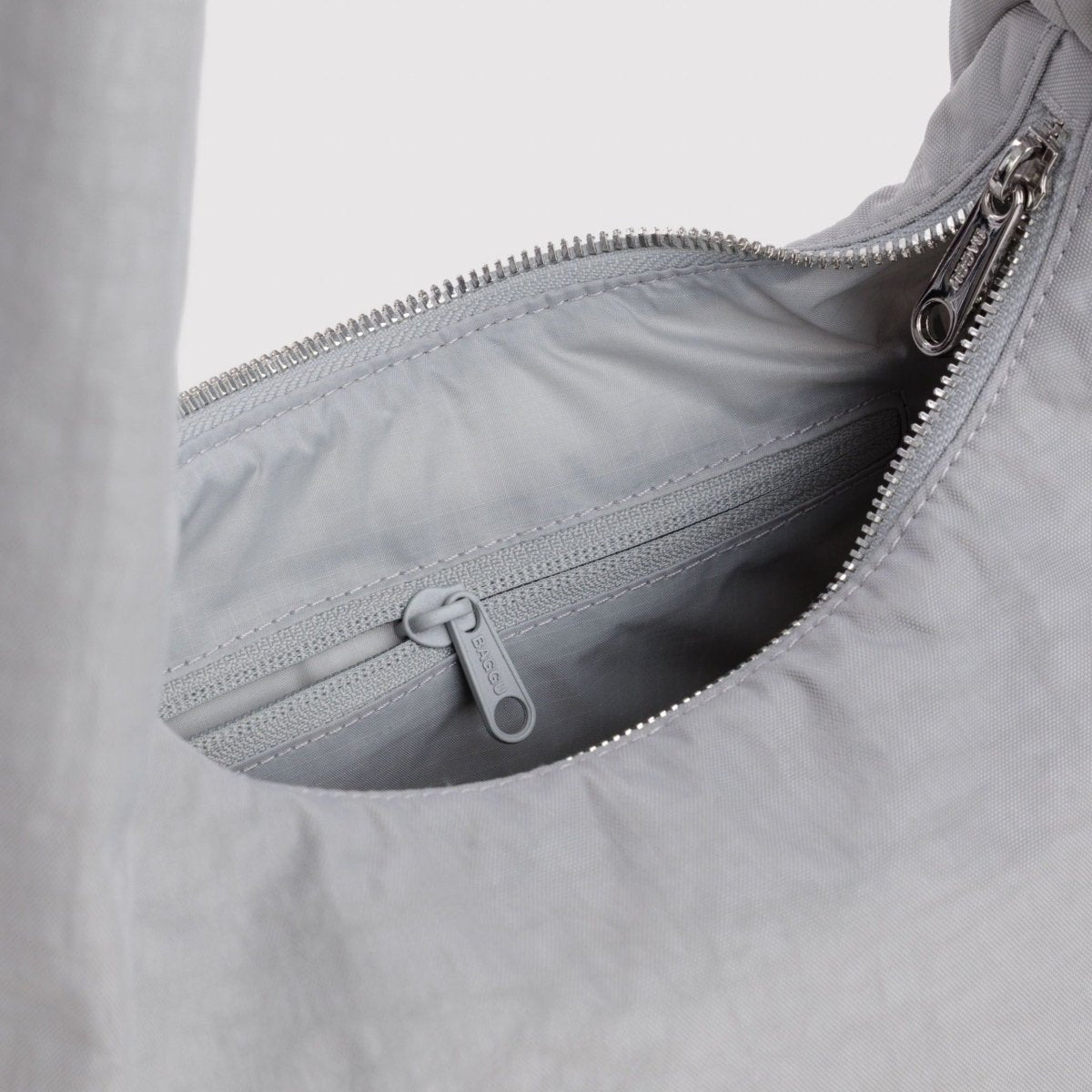 Baggu Small Nylon Meringue Bag in Fog - Getoutside Shoes