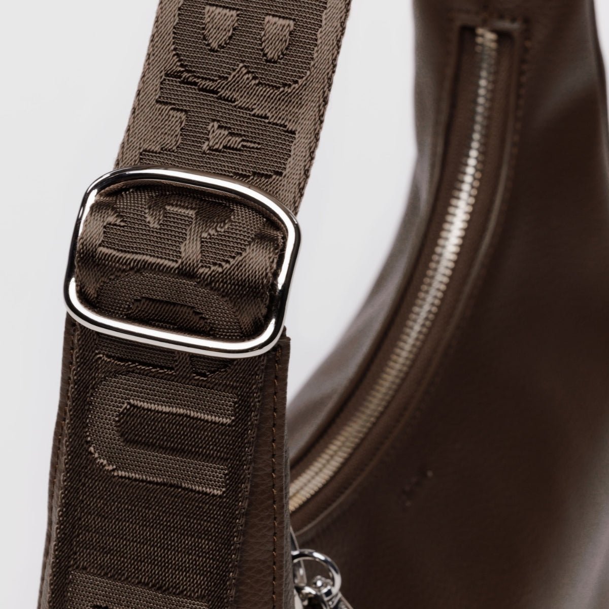 Baggu Small Recycled Leather Crescent Bag in Brown - Getoutside Shoes