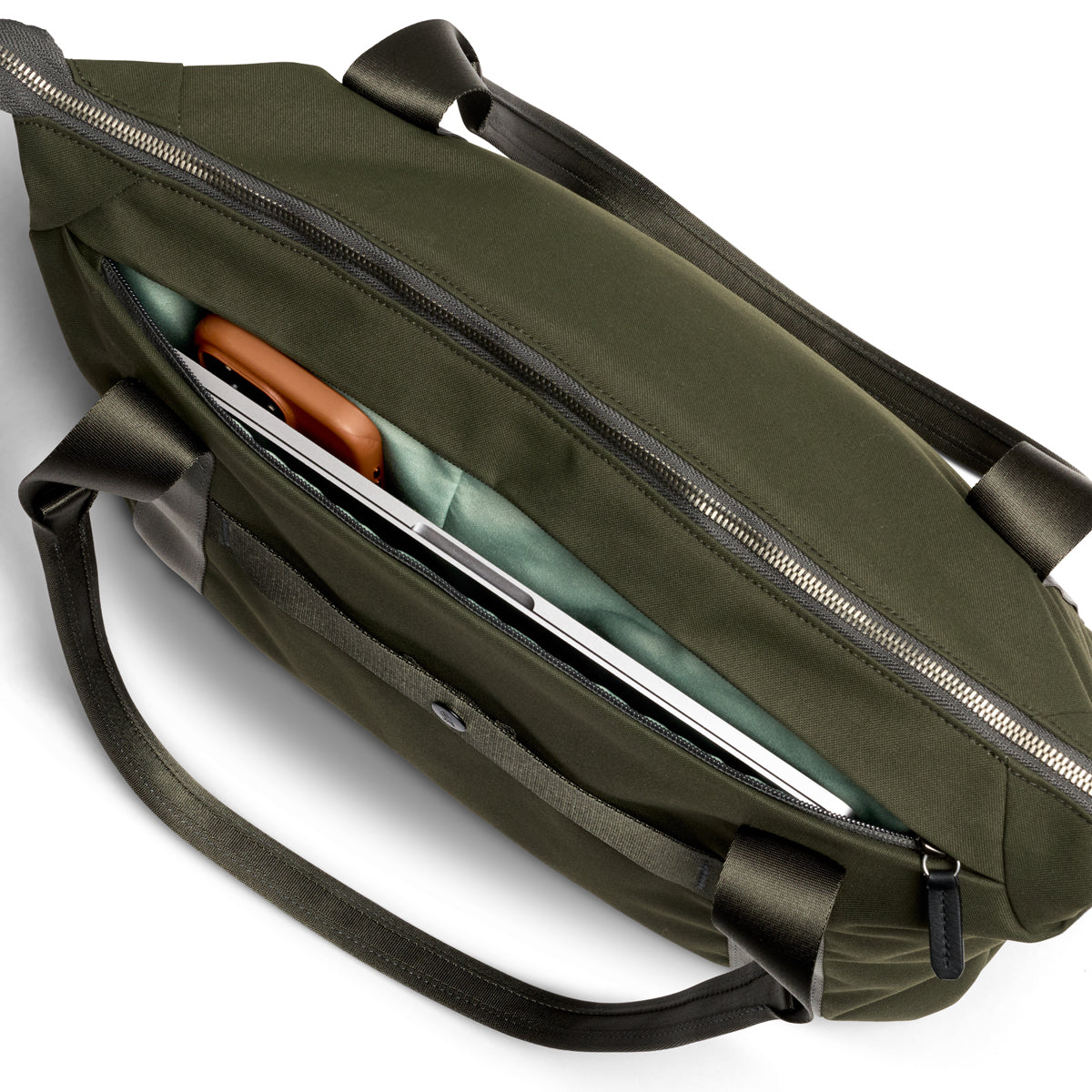 Bellroy Classic Getaway Bag 28L in Olive