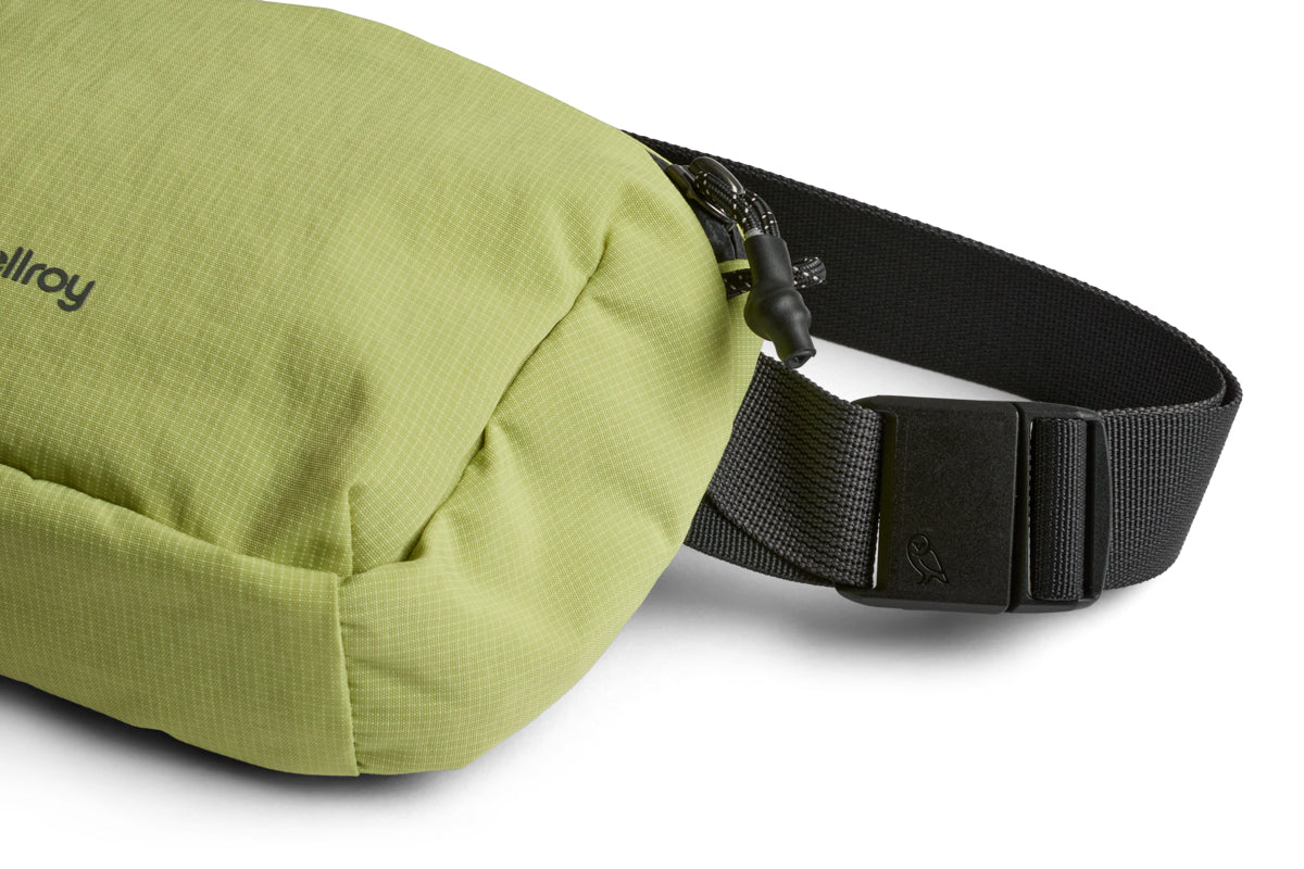 Bellroy Lite Belt Bag in Kiwi