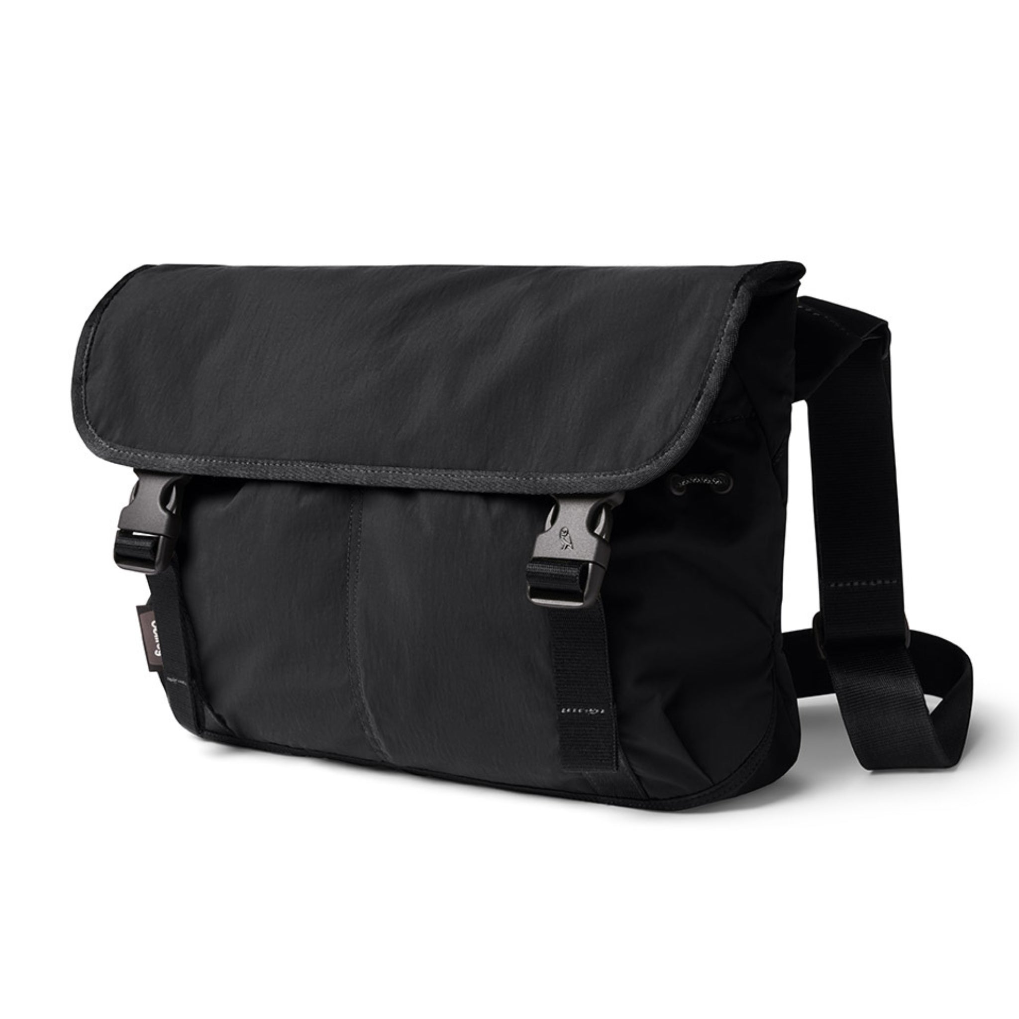 Bellroy Cinch Messenger in Black