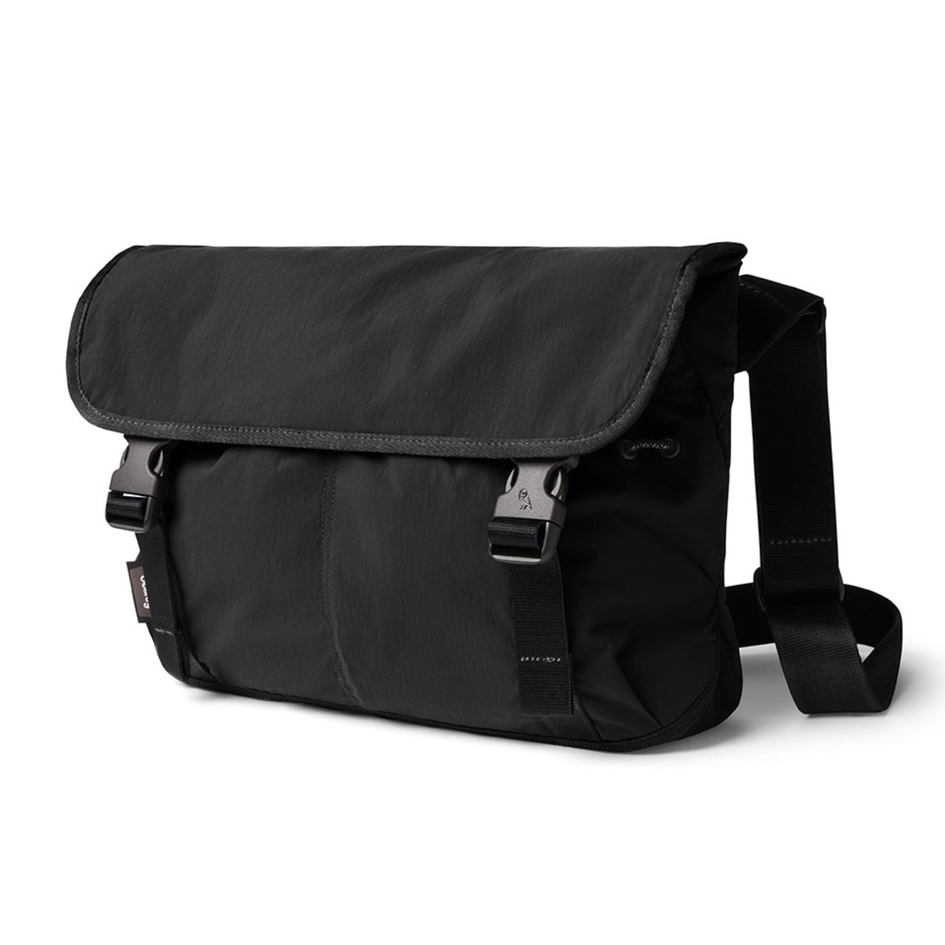 Bellroy Cinch Messenger in Black