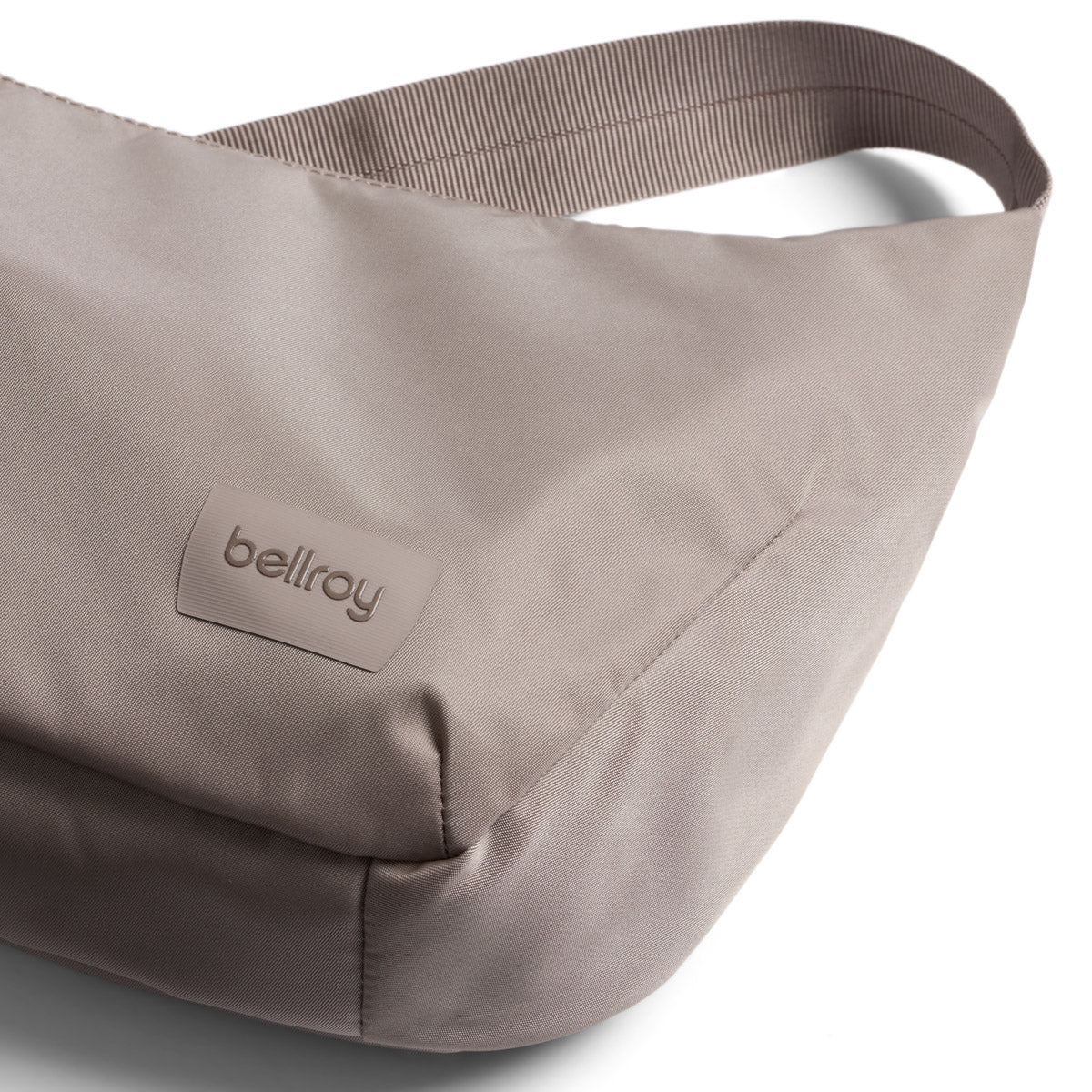 Bellroy Laneway Crescent Bag 2.5L in Fawn