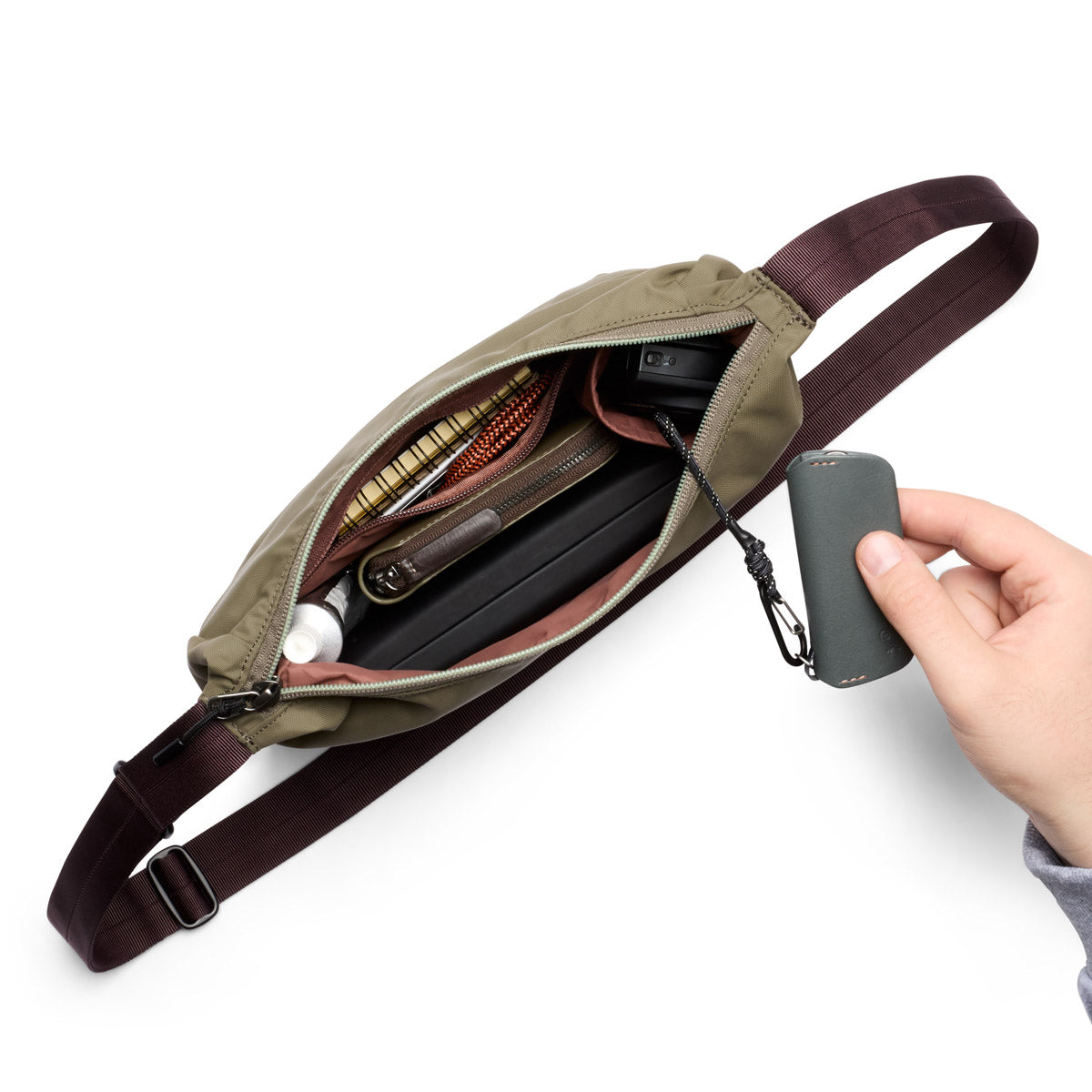 Bellroy Laneway Crescent Bag 2.5L in Seakelp
