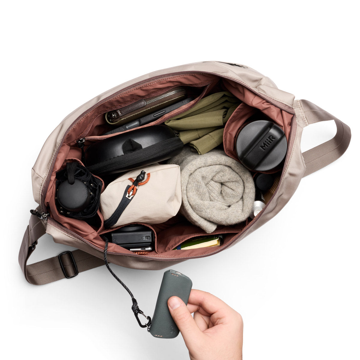 Bellroy Laneway Crescent Bag 12L in Fawn