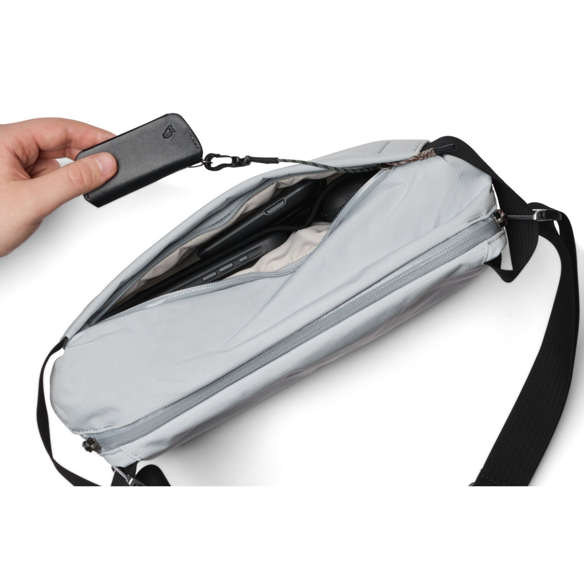 Bellroy Venture Sling 9L in Fog
