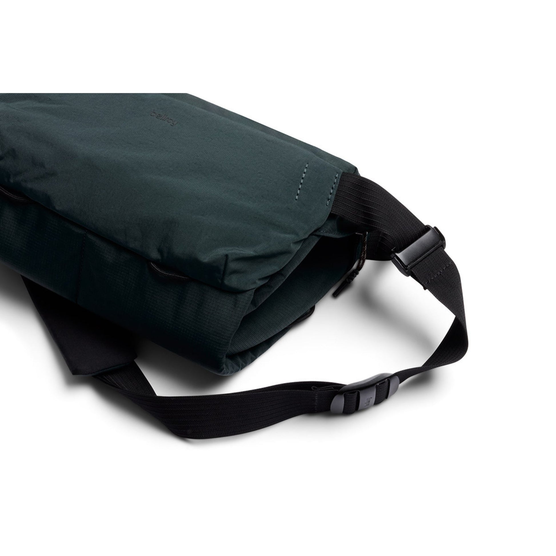 Bellroy Venture Sling 10L in Deep Ocean