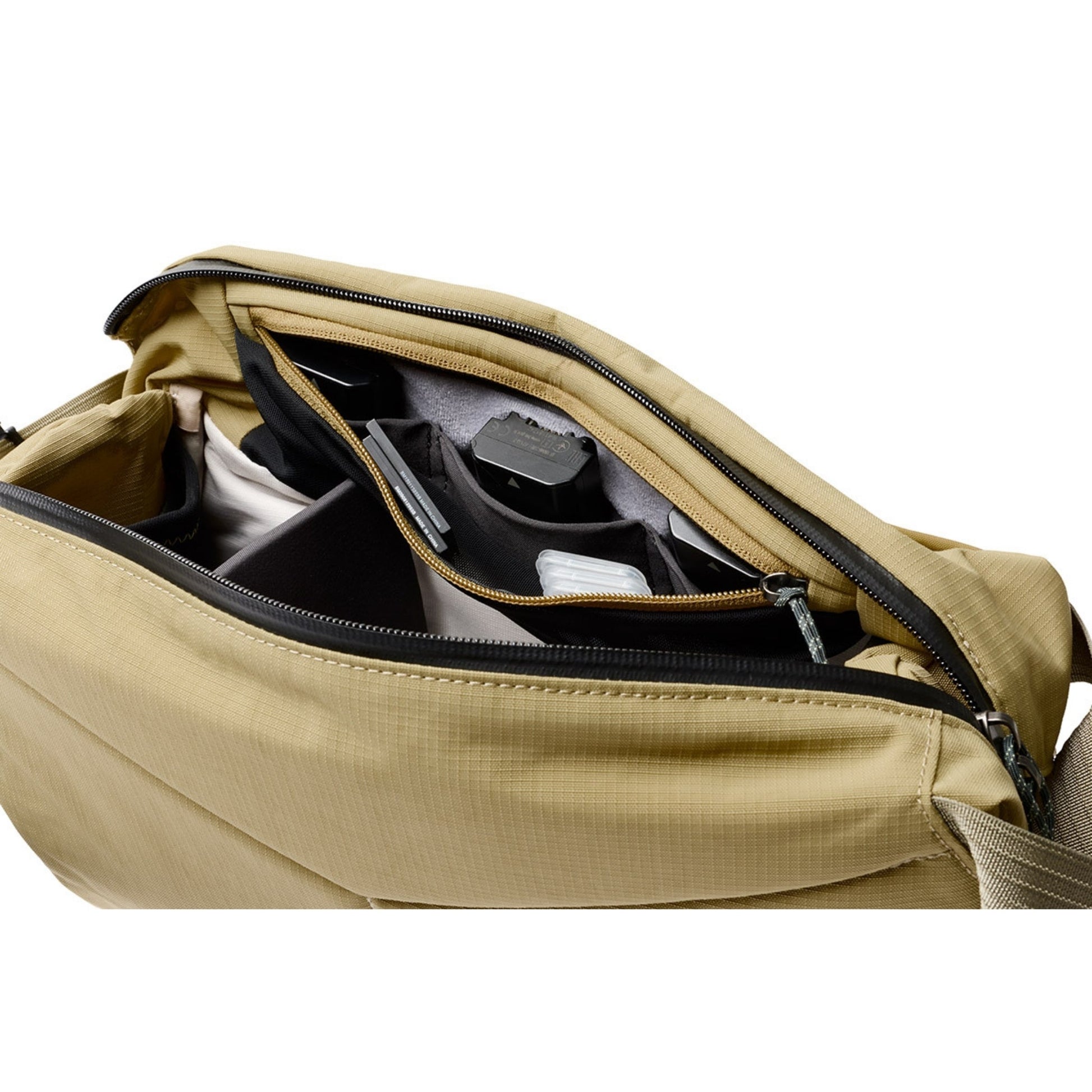 Bellroy Venture Sling 10L in Safari