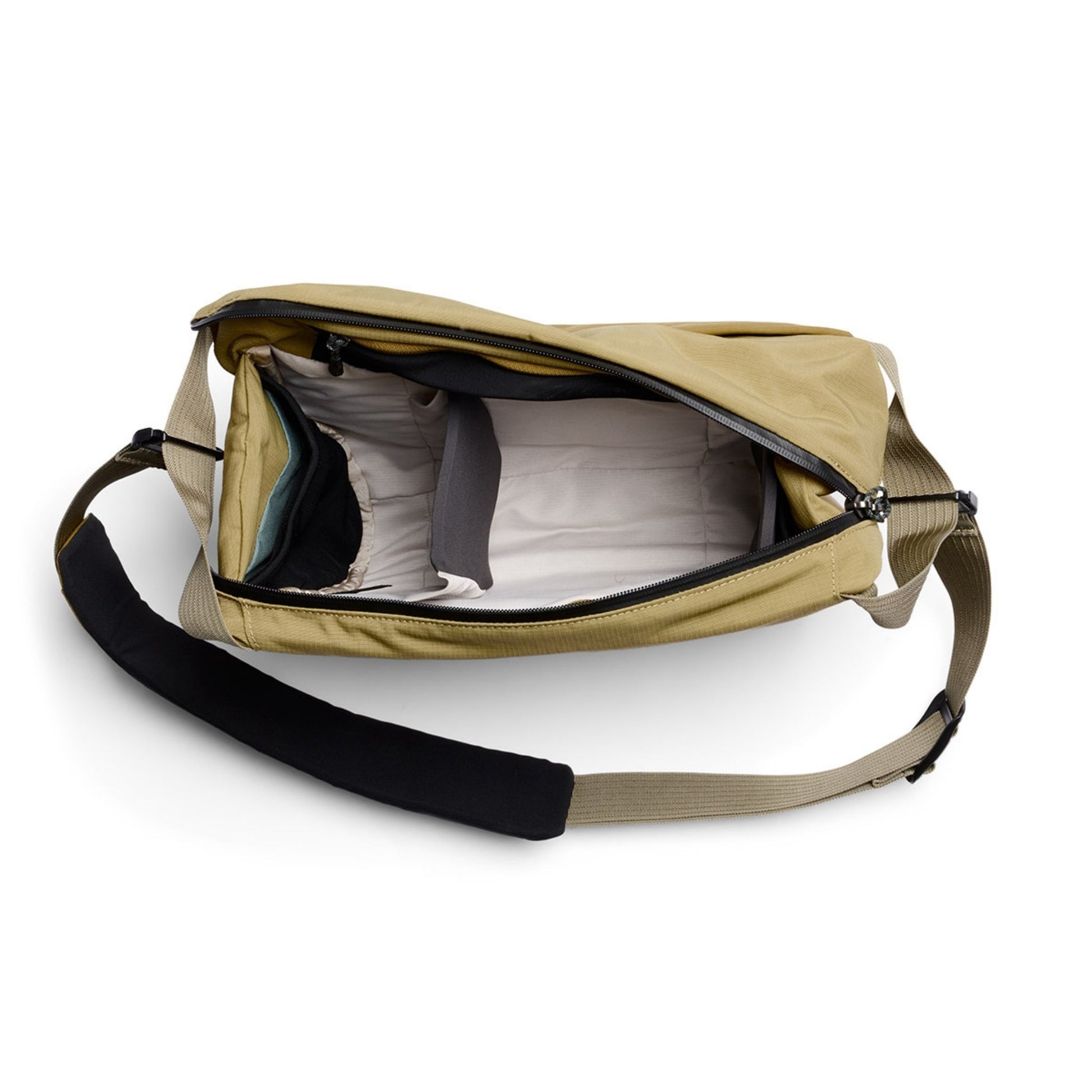Bellroy Venture Sling 10L in Safari