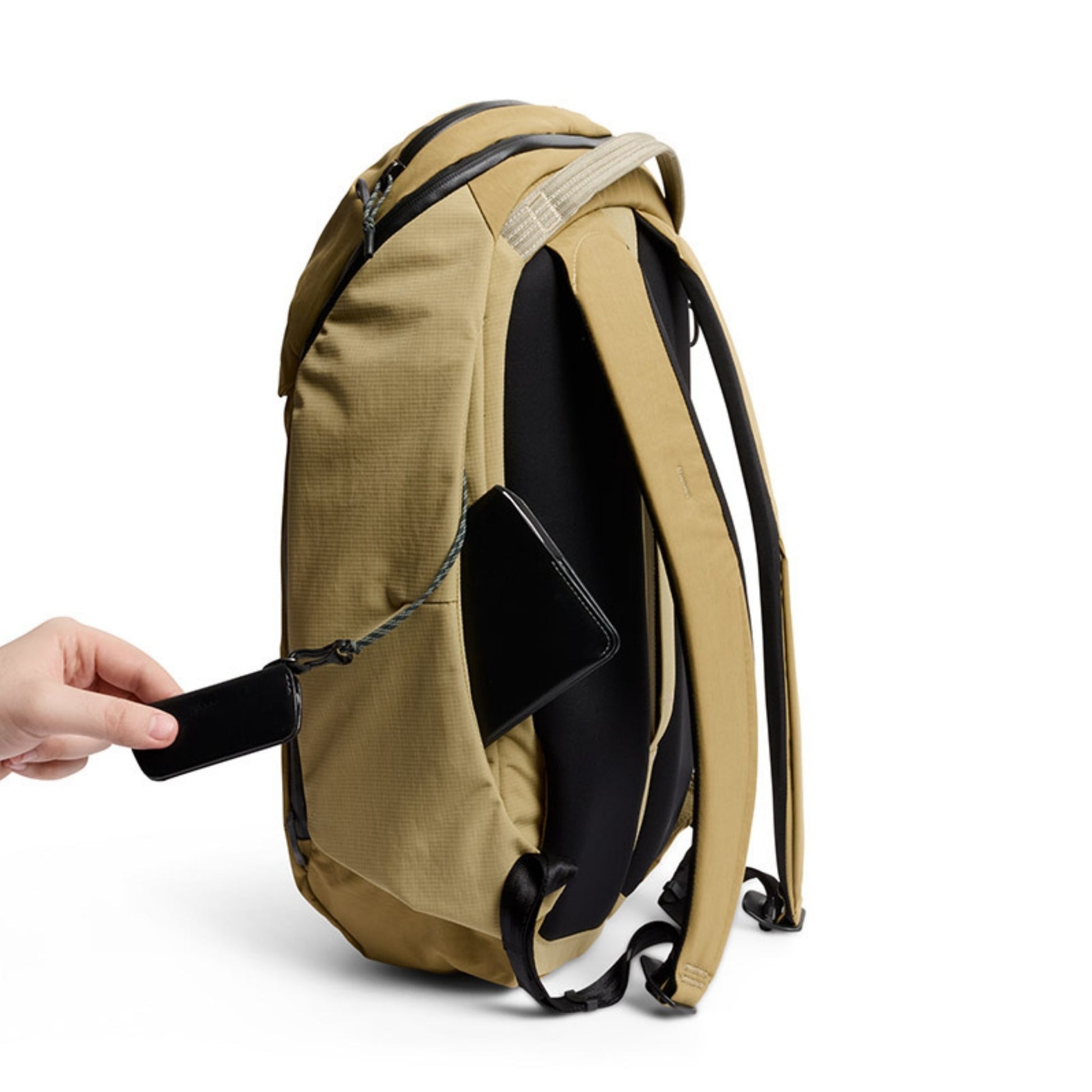 Bellroy Venture Ready Pack 20L in Safari