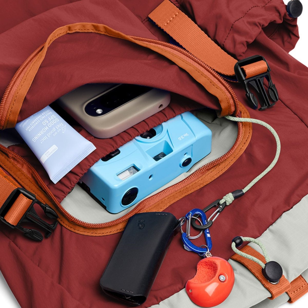 Bellroy Cinch Backpack in Crimson - Getoutside Shoes