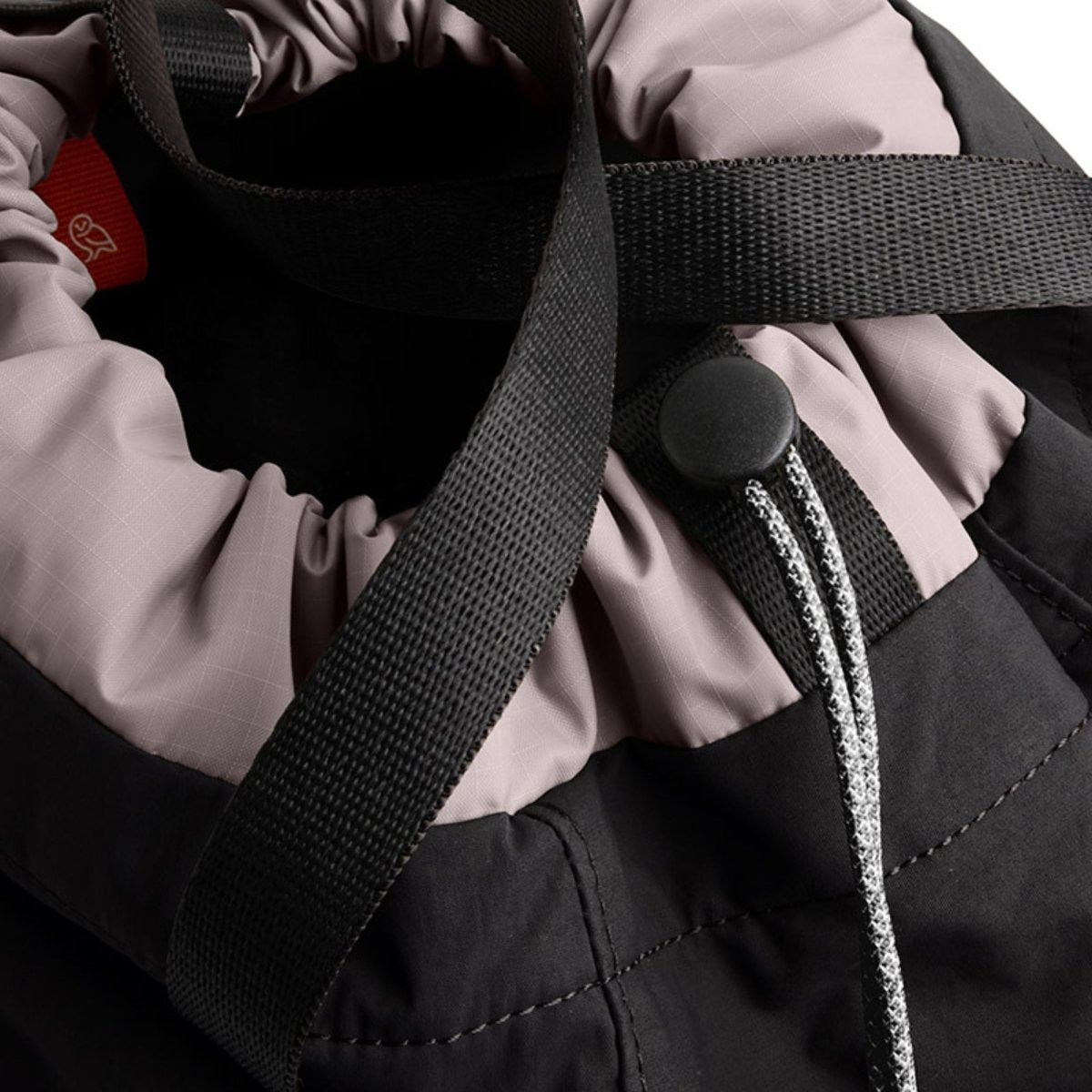 Bellroy Cinch Bucket Bag in Black - Getoutside Shoes