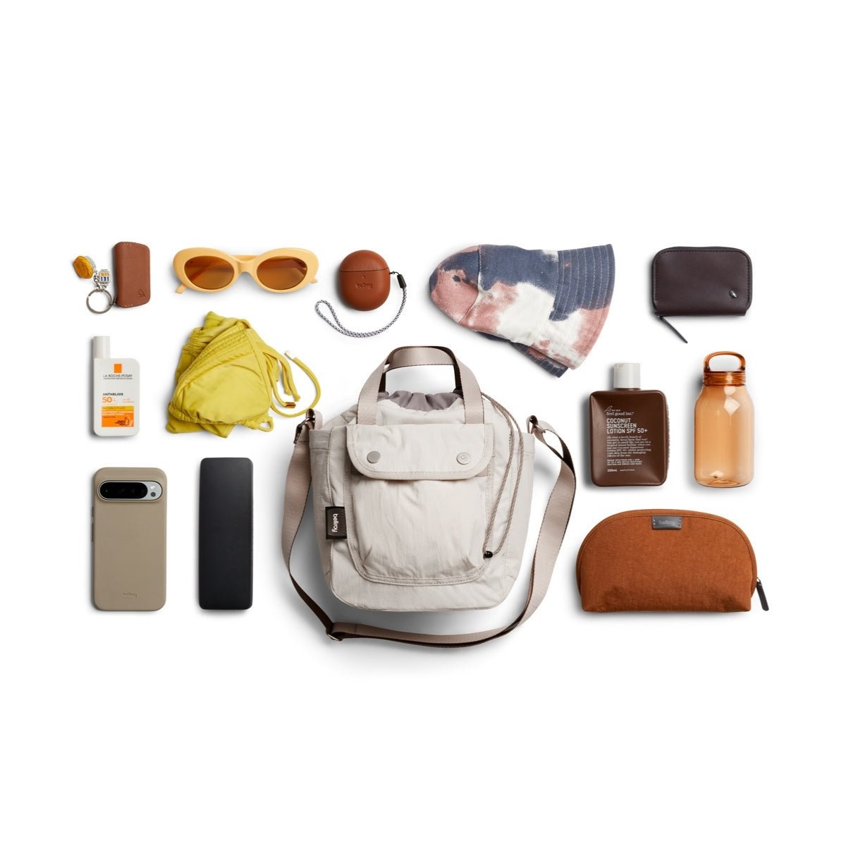 Bellroy Cinch Bucket Bag in Oat - Getoutside Shoes