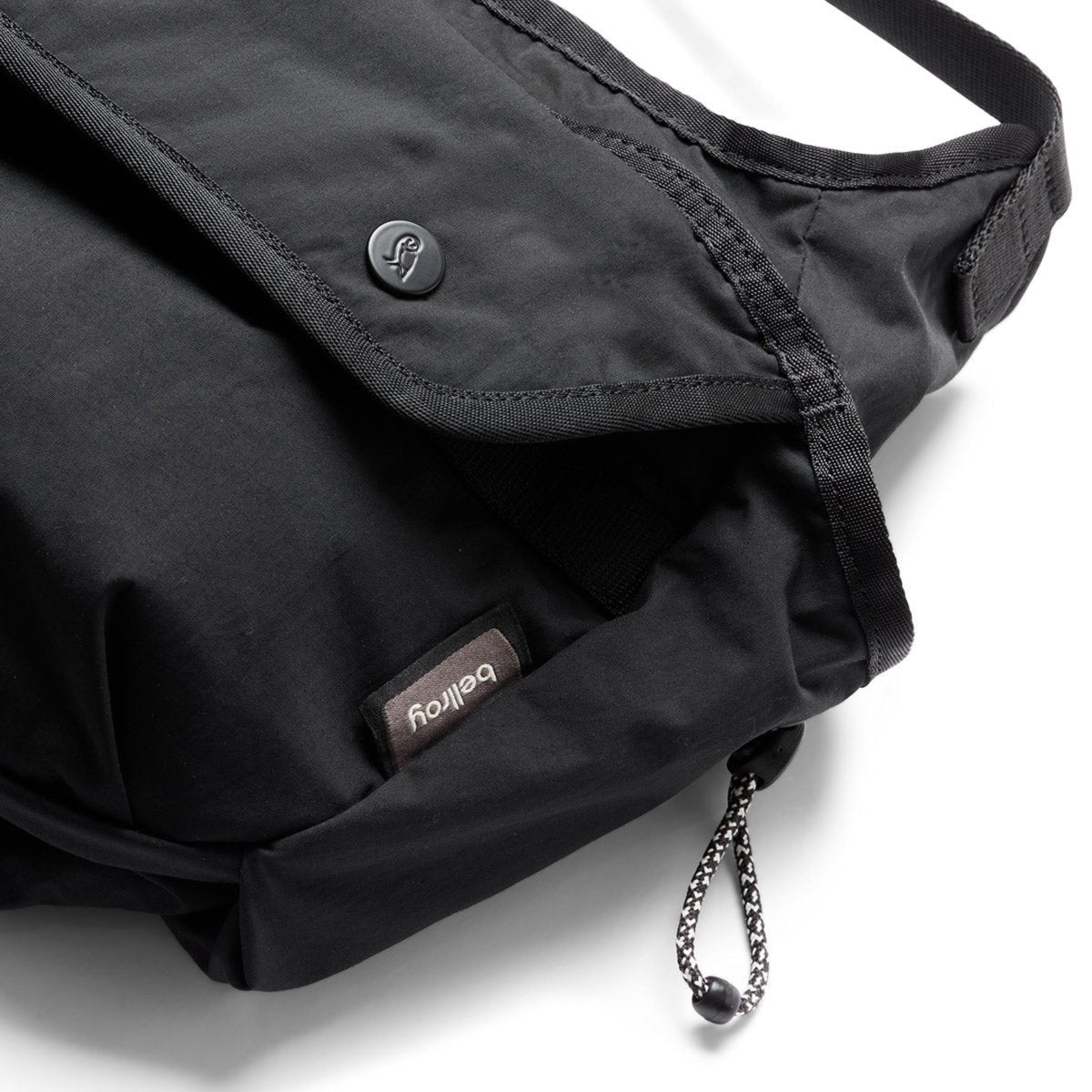 Bellroy Cinch Carryall in Black - Getoutside Shoes