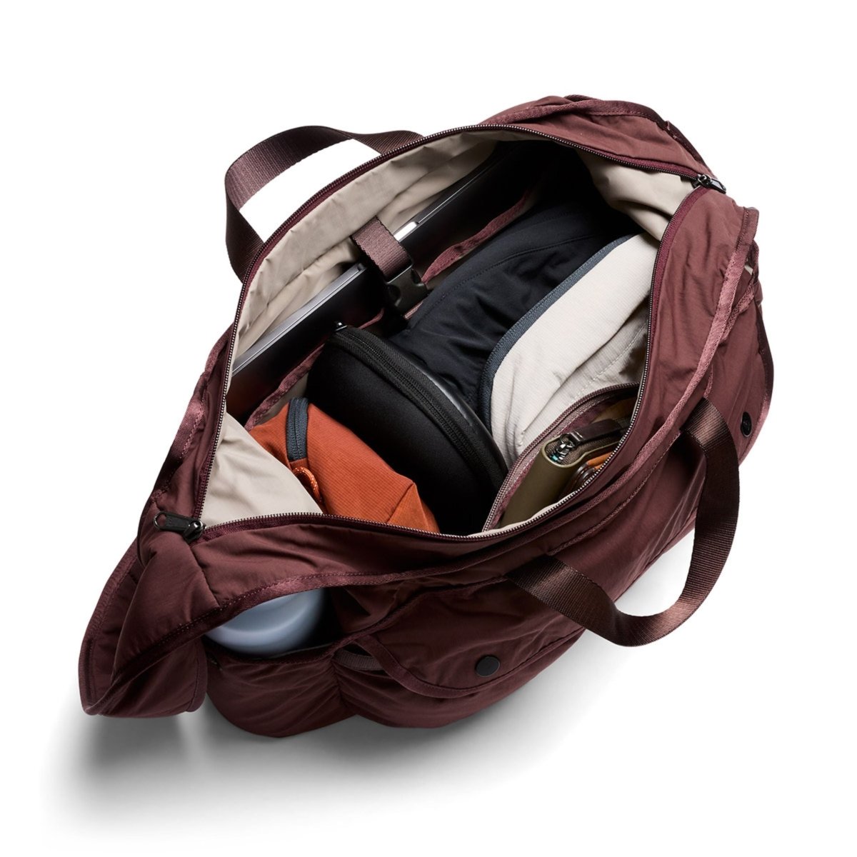 Bellroy Cinch Carryall in Burgundy - Getoutside Shoes