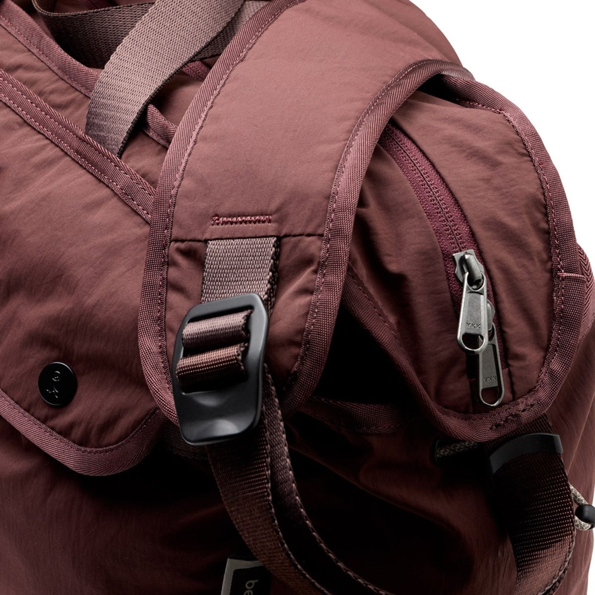 Bellroy Cinch Carryall in Burgundy - Getoutside Shoes