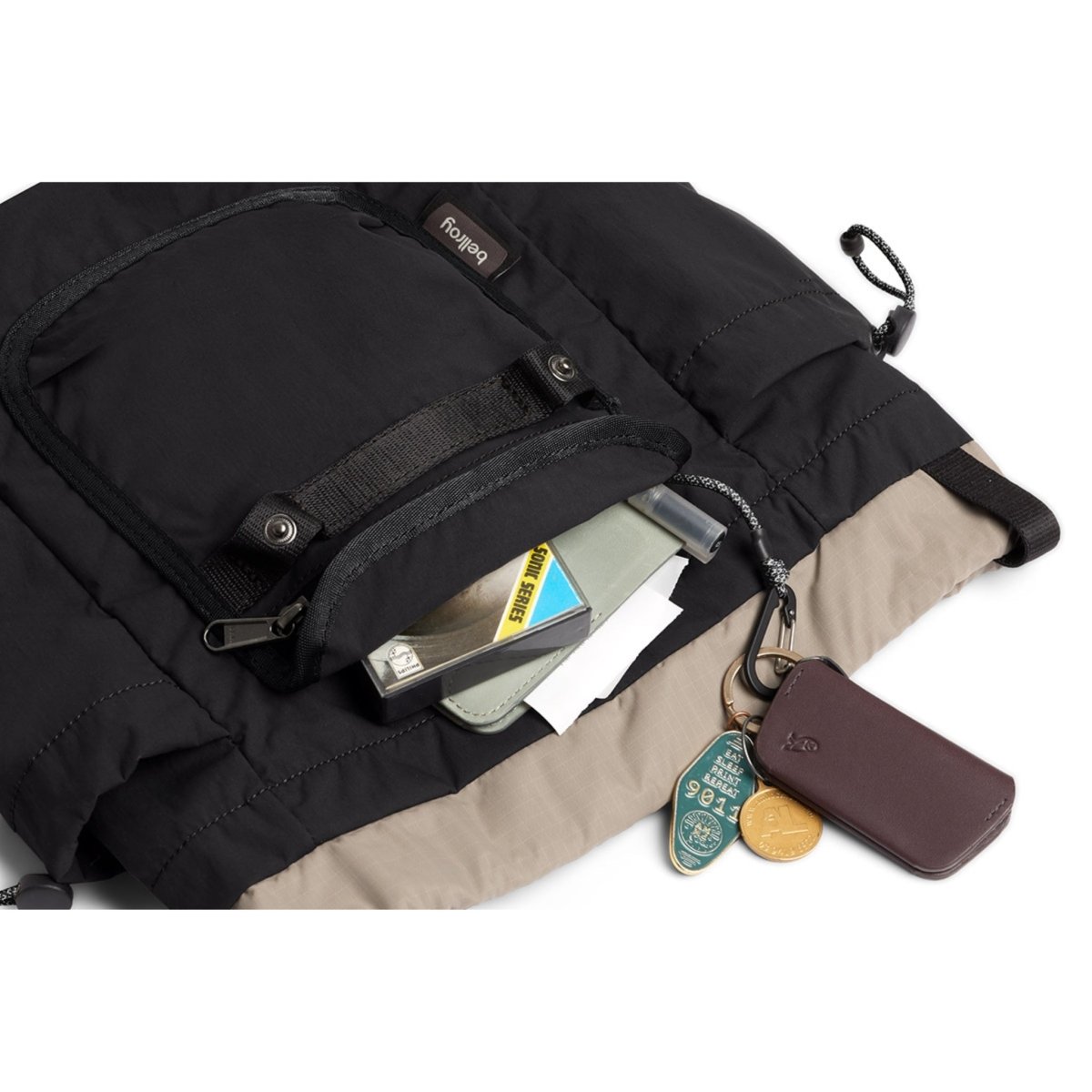Bellroy Cinch Minipack in Black - Getoutside Shoes