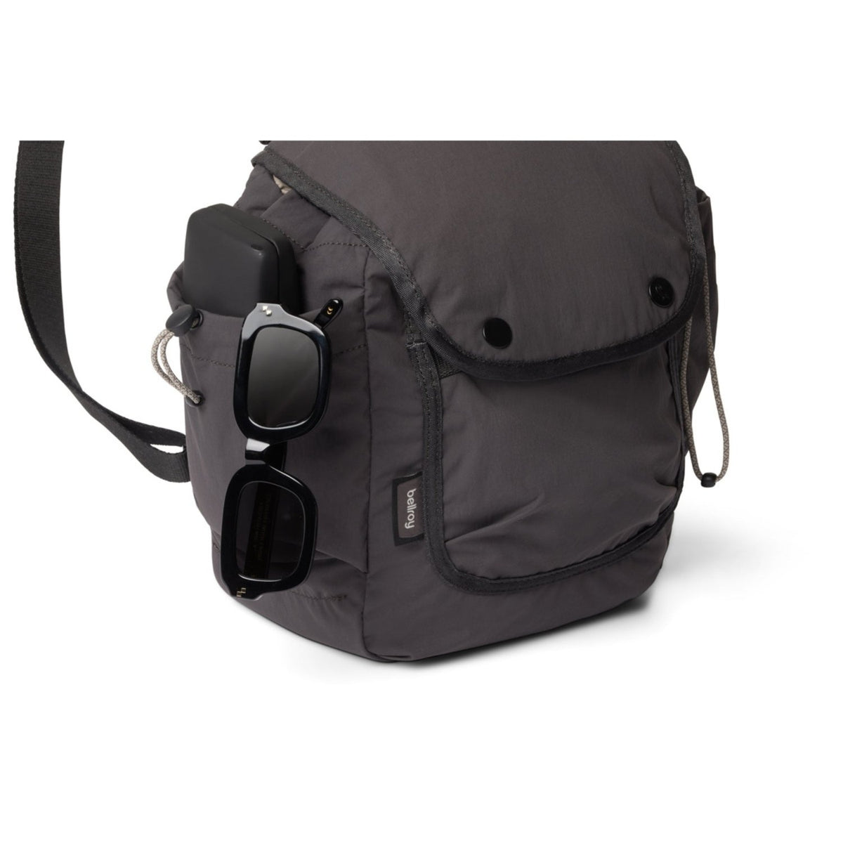 Bellroy Cinch Minipack in Charcoal - Getoutside Shoes