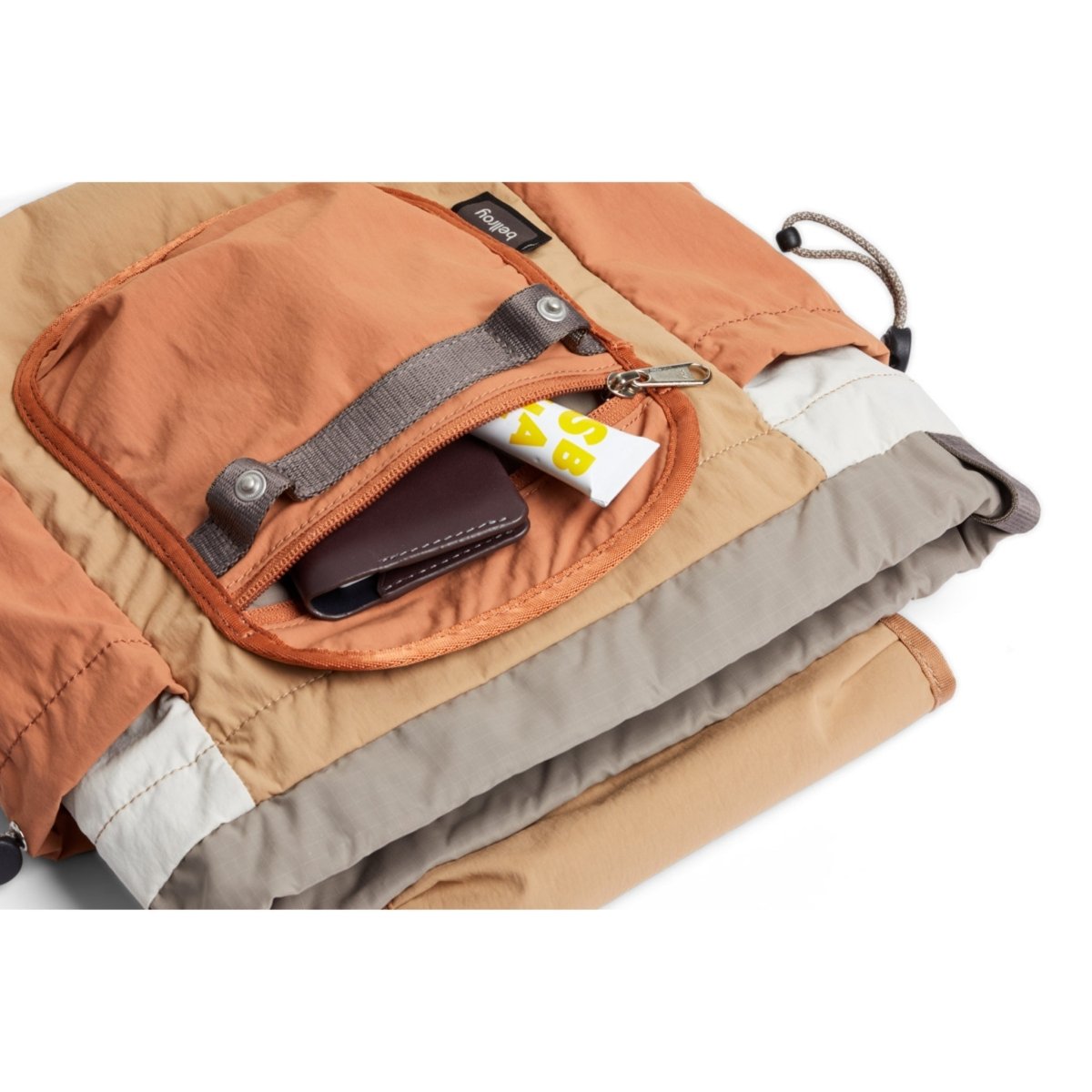 Bellroy Cinch Minipack in Sand Dune - Getoutside Shoes
