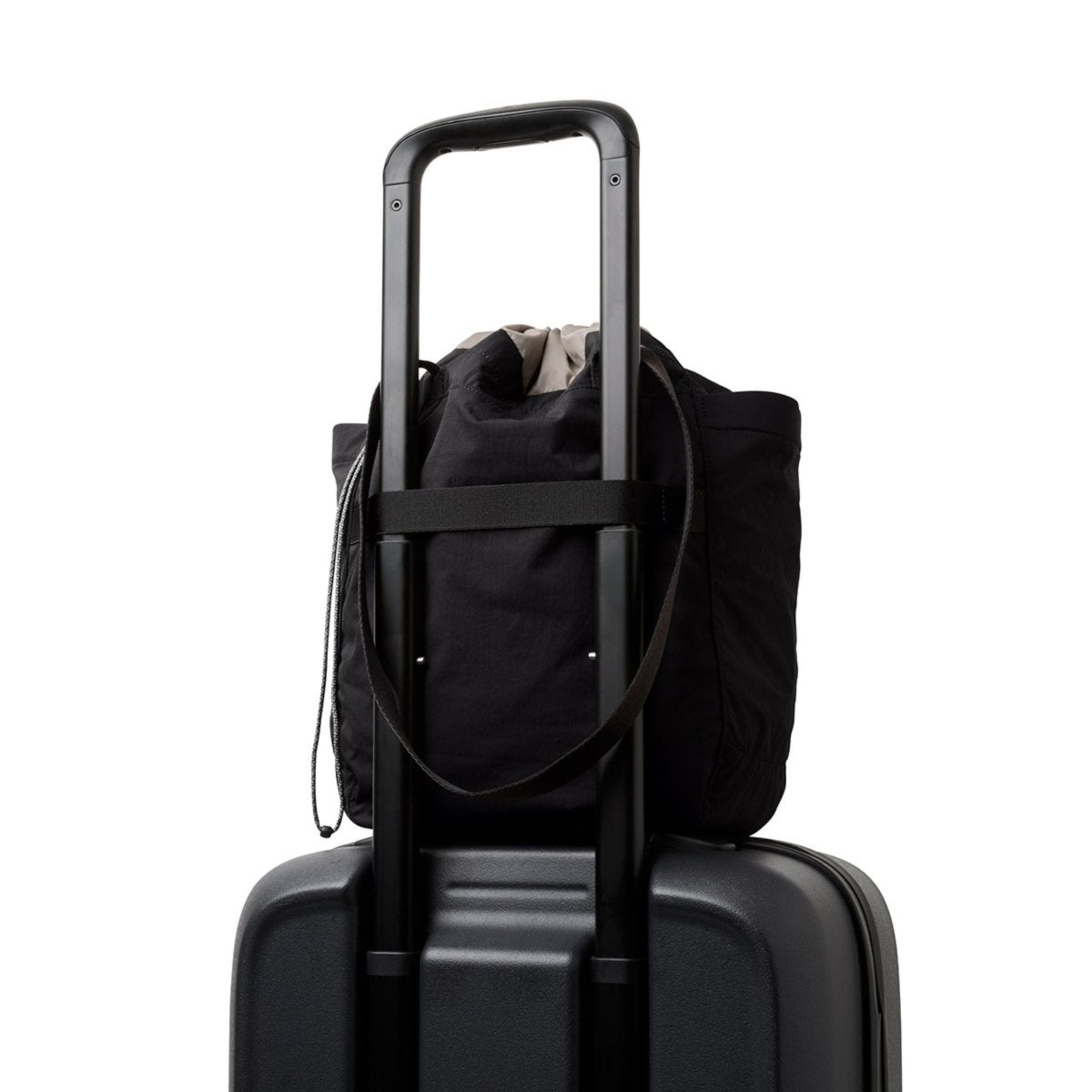 Bellroy Cinch Tote 16L in Black - Getoutside Shoes