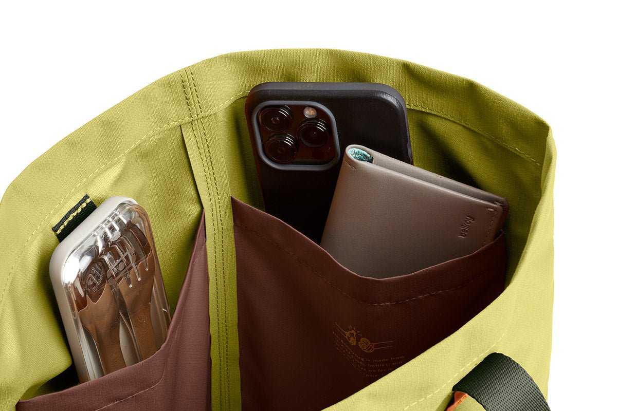 Bellroy City Tote in Kiwi - Getoutside Shoes
