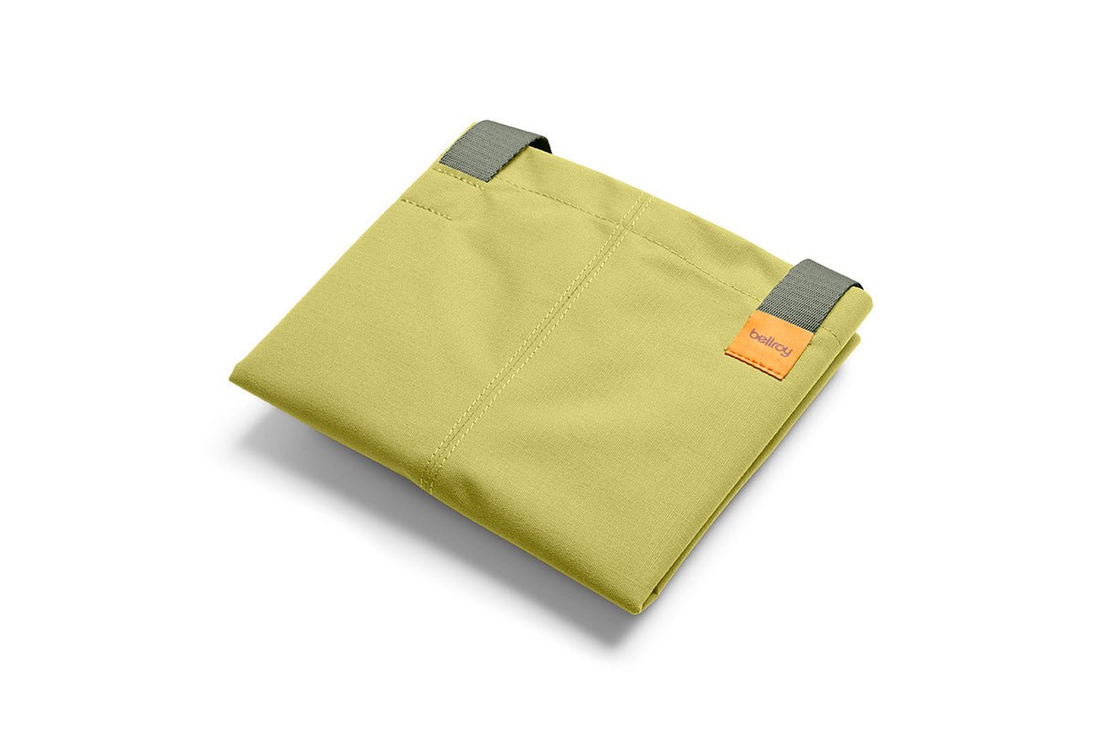 Bellroy City Tote in Kiwi - Getoutside Shoes
