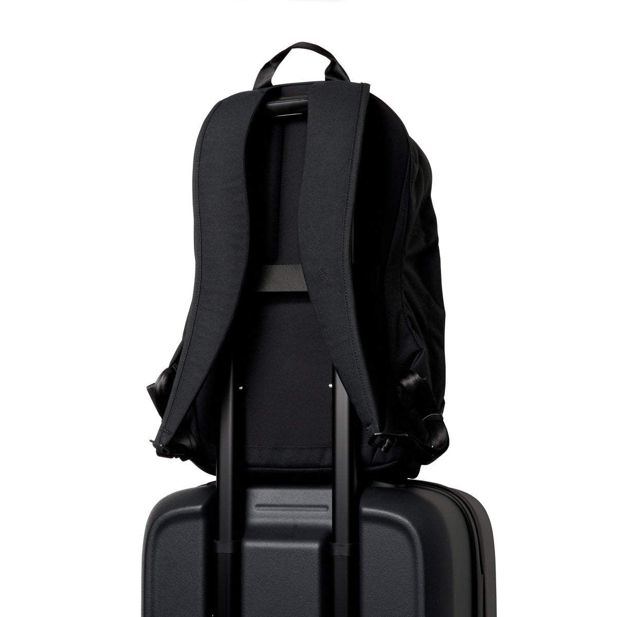 Bellroy Classic Backpack 20L in Black - Getoutside Shoes