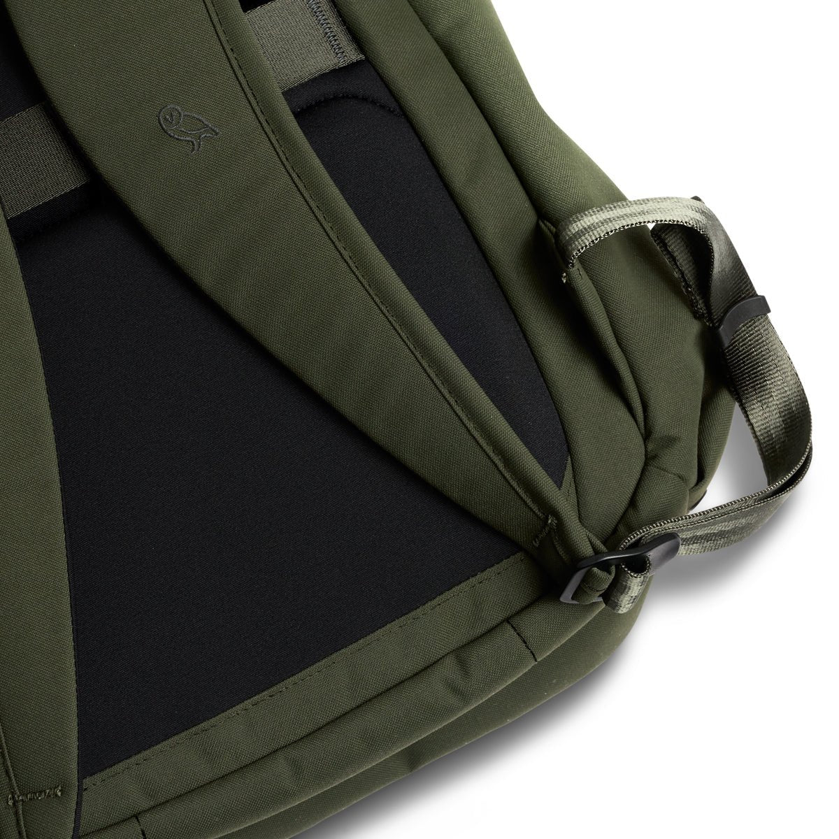 Bellroy Classic Daypack 21L in Olive - Getoutside Shoes