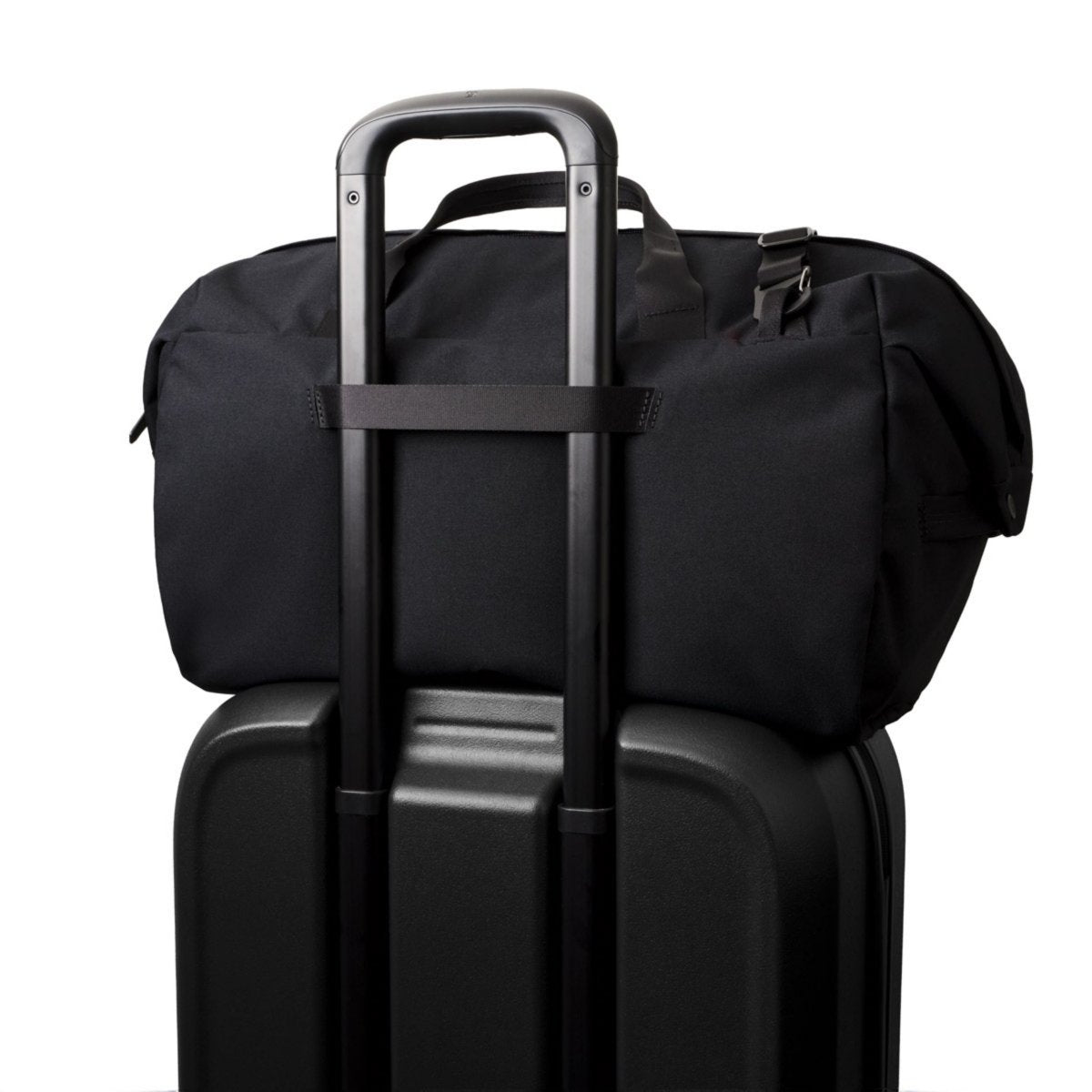 Bellroy Classic Duffel 35L in Black - Getoutside Shoes
