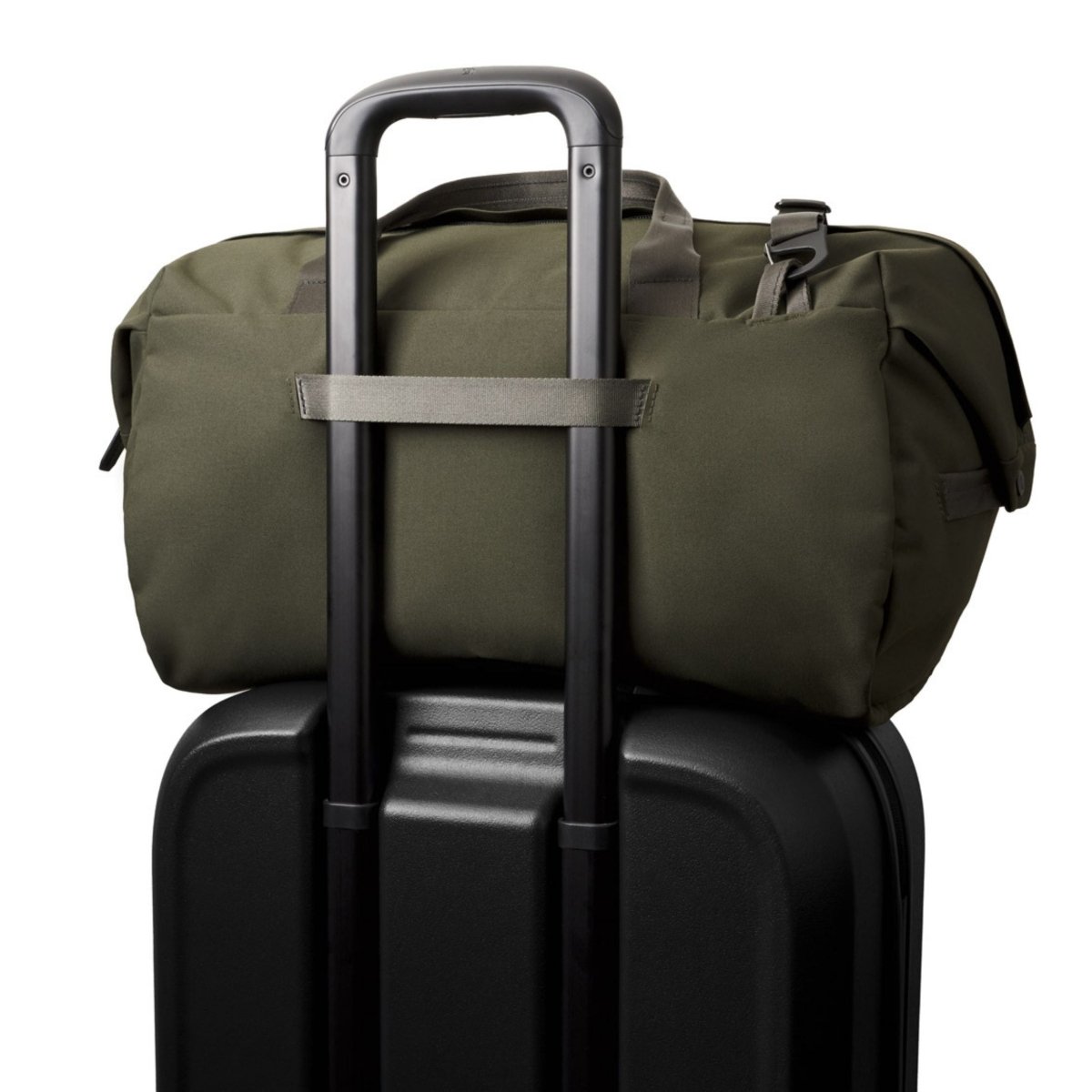 Bellroy Classic Duffel 35L in Olive - Getoutside Shoes