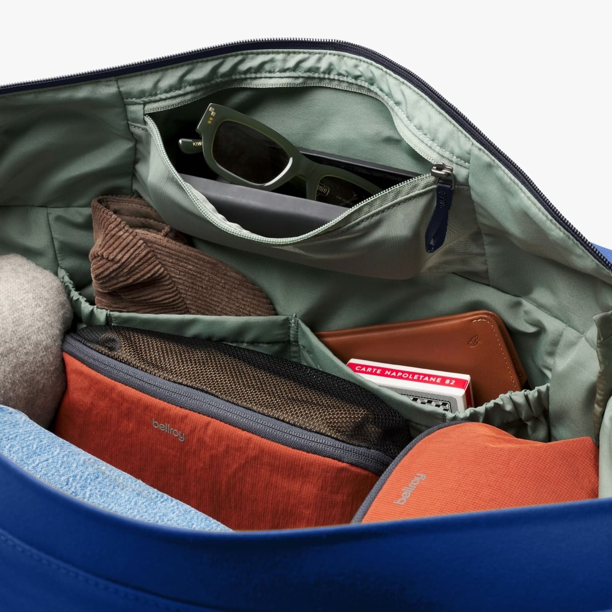 Bellroy Classic Duffel 45L in Indigo - Getoutside Shoes