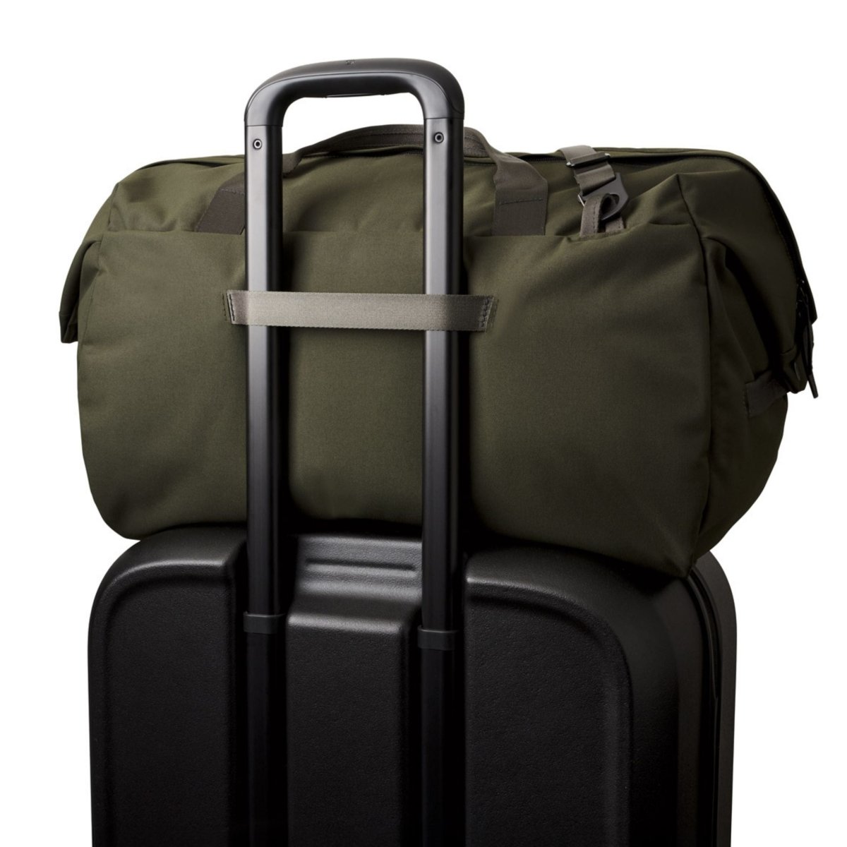 Bellroy Classic Duffel 45L in Olive - Getoutside Shoes