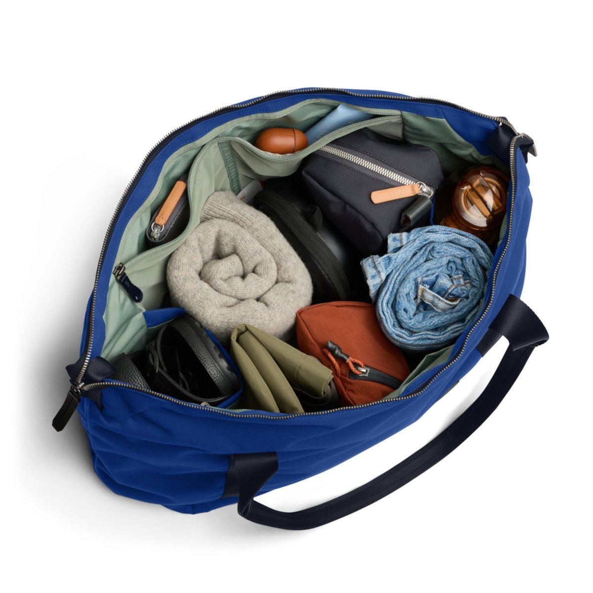 Bellroy Classic Getaway Bag 28L in Indigo - Getoutside Shoes