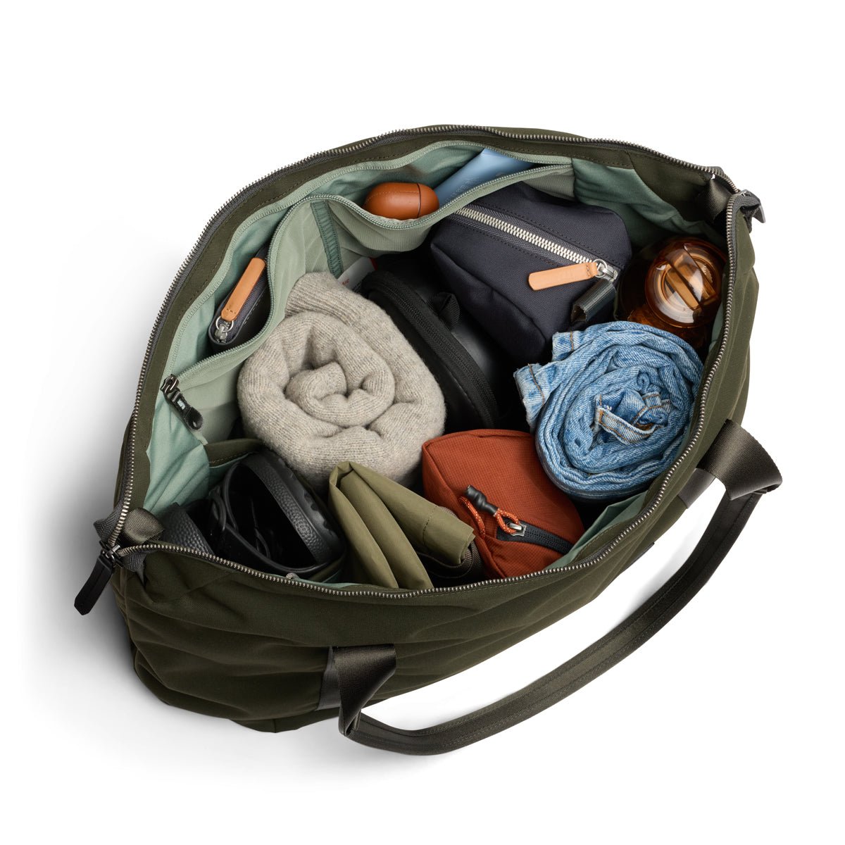 Bellroy Classic Getaway Bag 28L in Olive - Getoutside Shoes