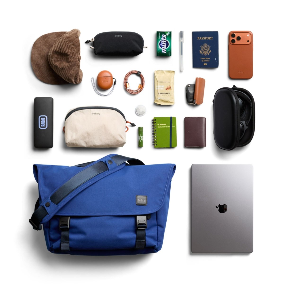 Bellroy Classic Messenger in Indigo - Getoutside Shoes