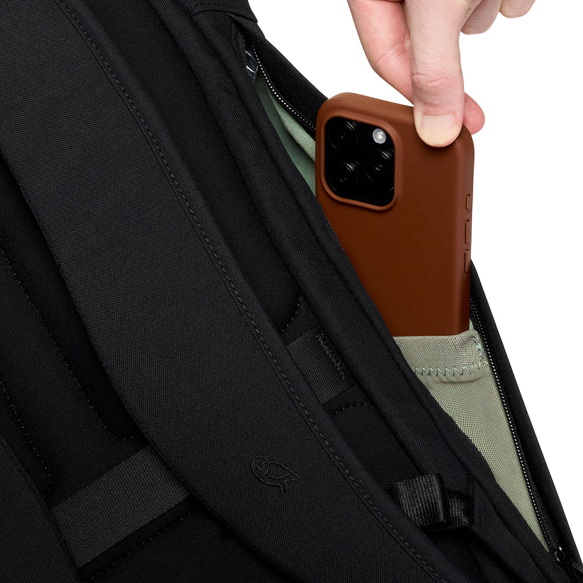 Bellroy Classic Rolltop 26L in Black - Getoutside Shoes