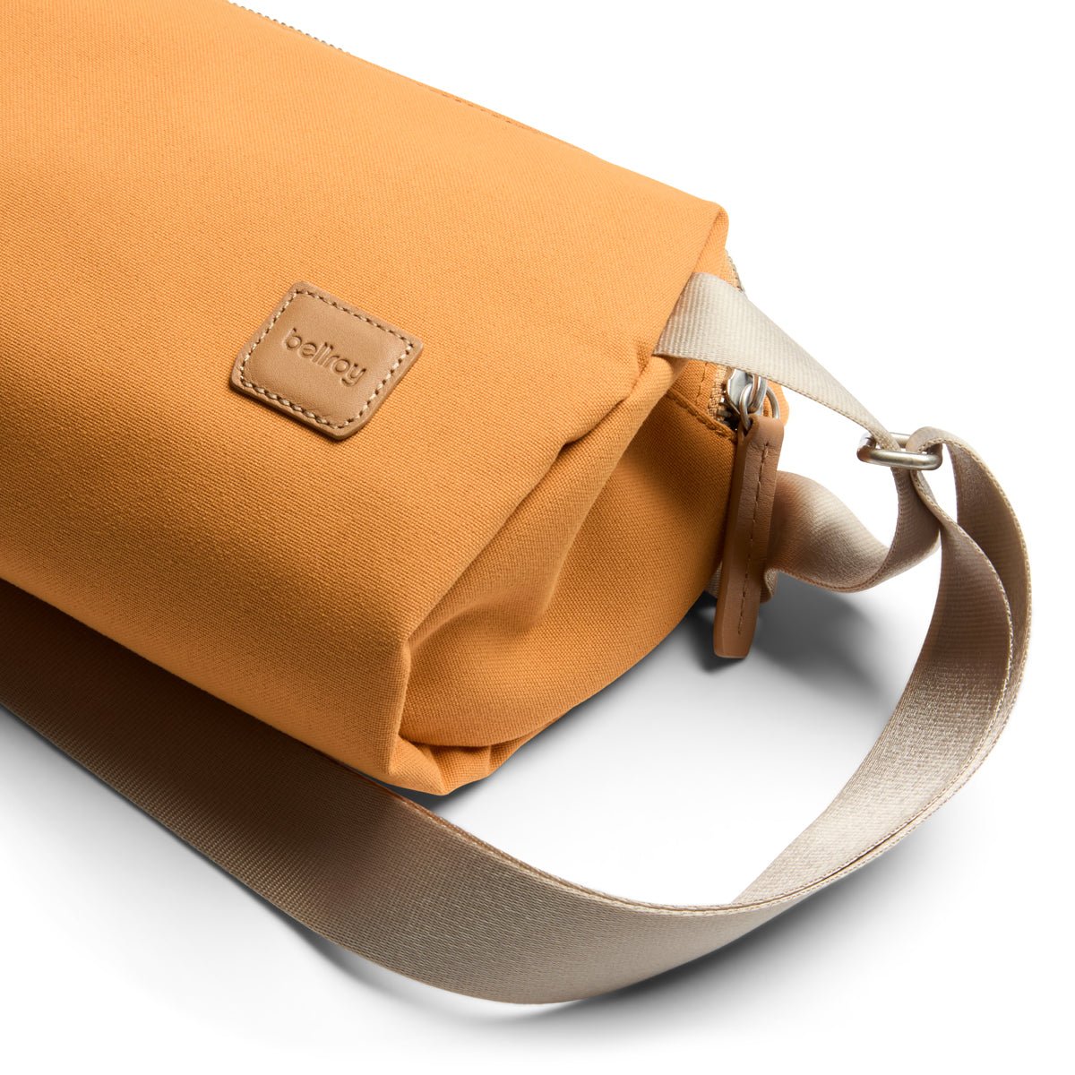 Bellroy Classic Sling 3L in Butterscotch - Getoutside Shoes