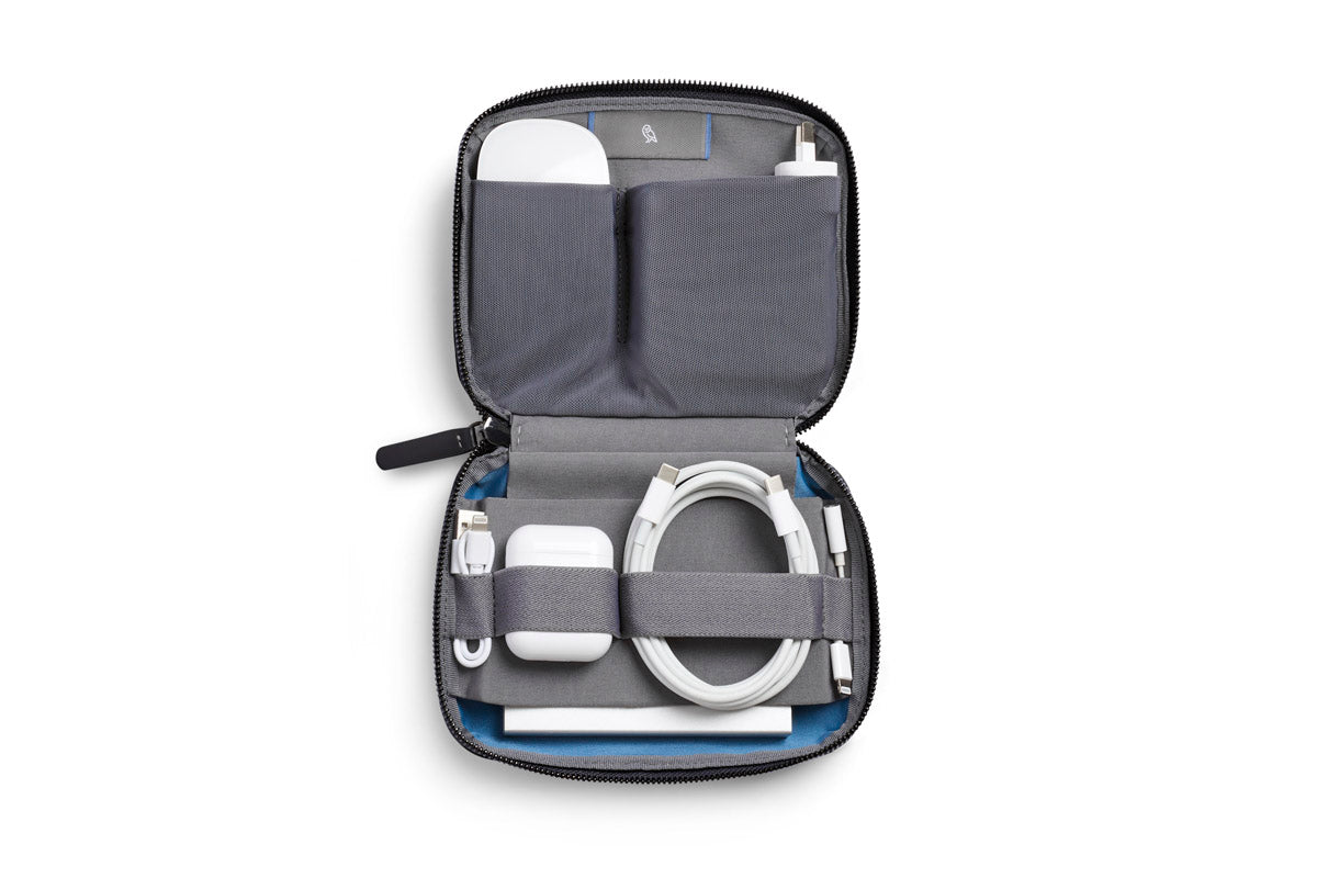 Bellroy Tech Kit Compact in Black