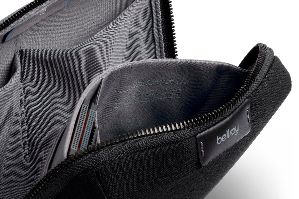 Bellroy Tech Kit Compact in Black