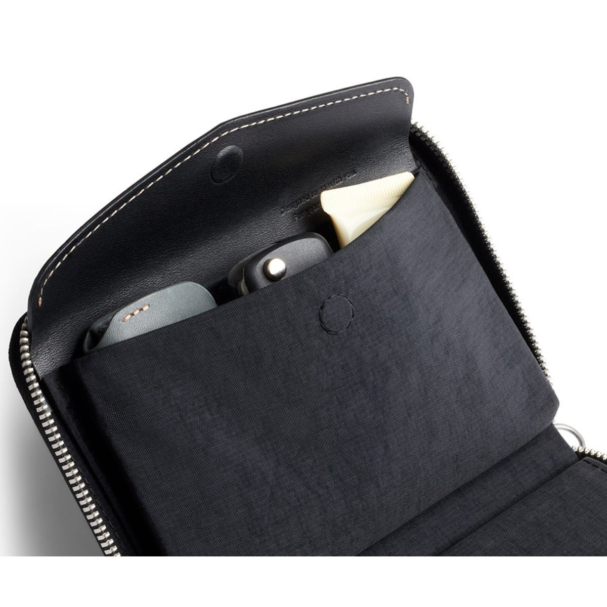 Bellroy Folio Wallet in Black - Getoutside Shoes