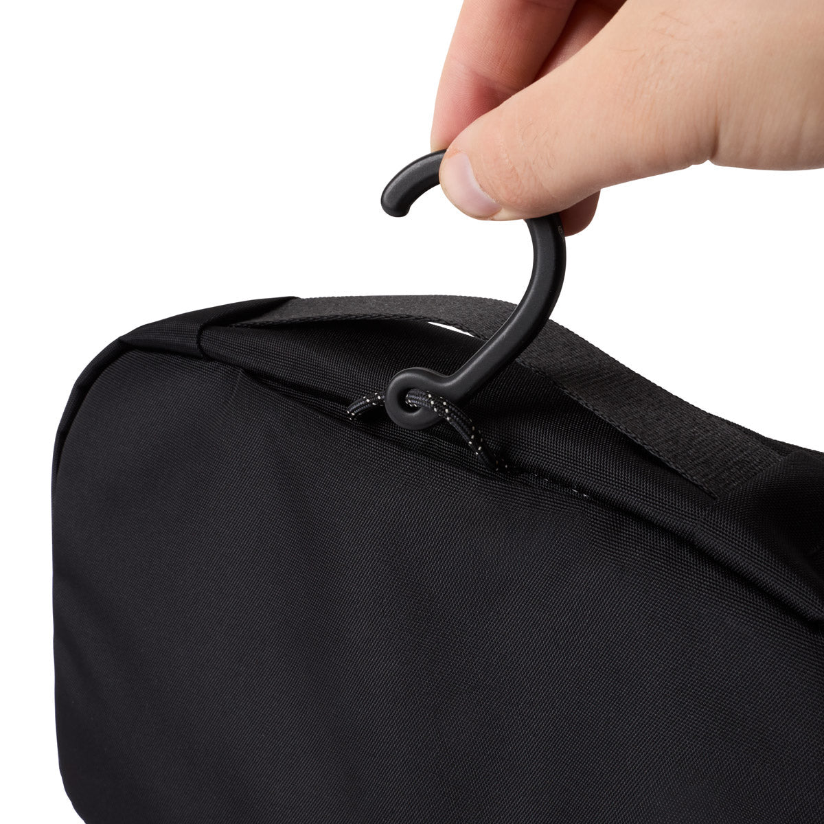 Bellroy Hanging Toiletry Kit in Black - Getoutside Shoes