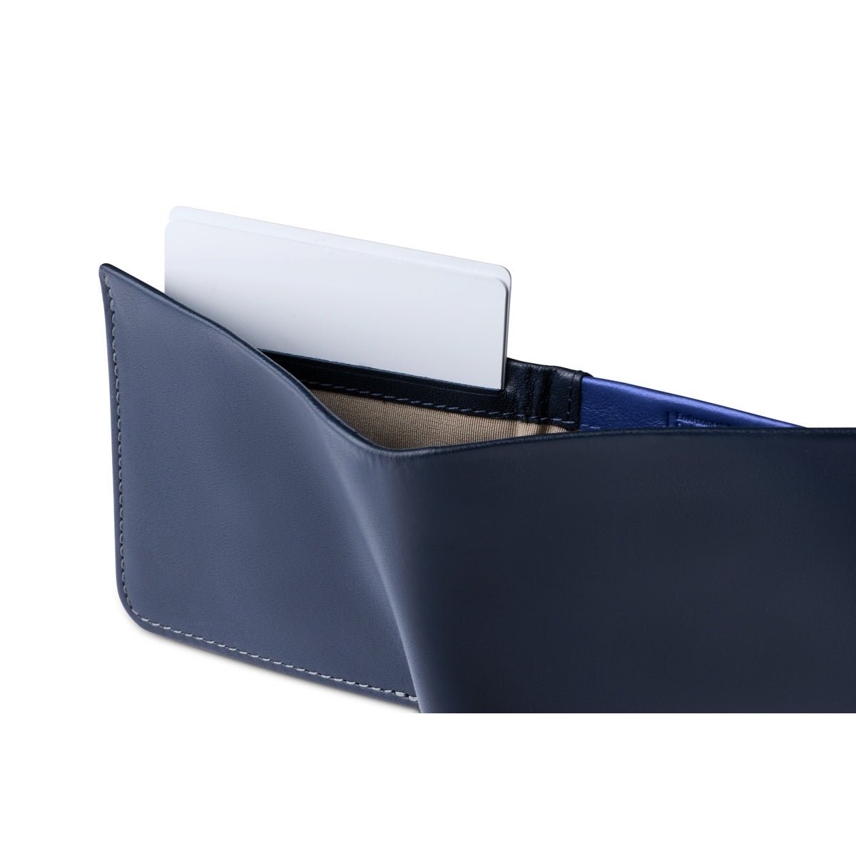 Bellroy Hide & Seek Hi in Navy - Getoutside Shoes