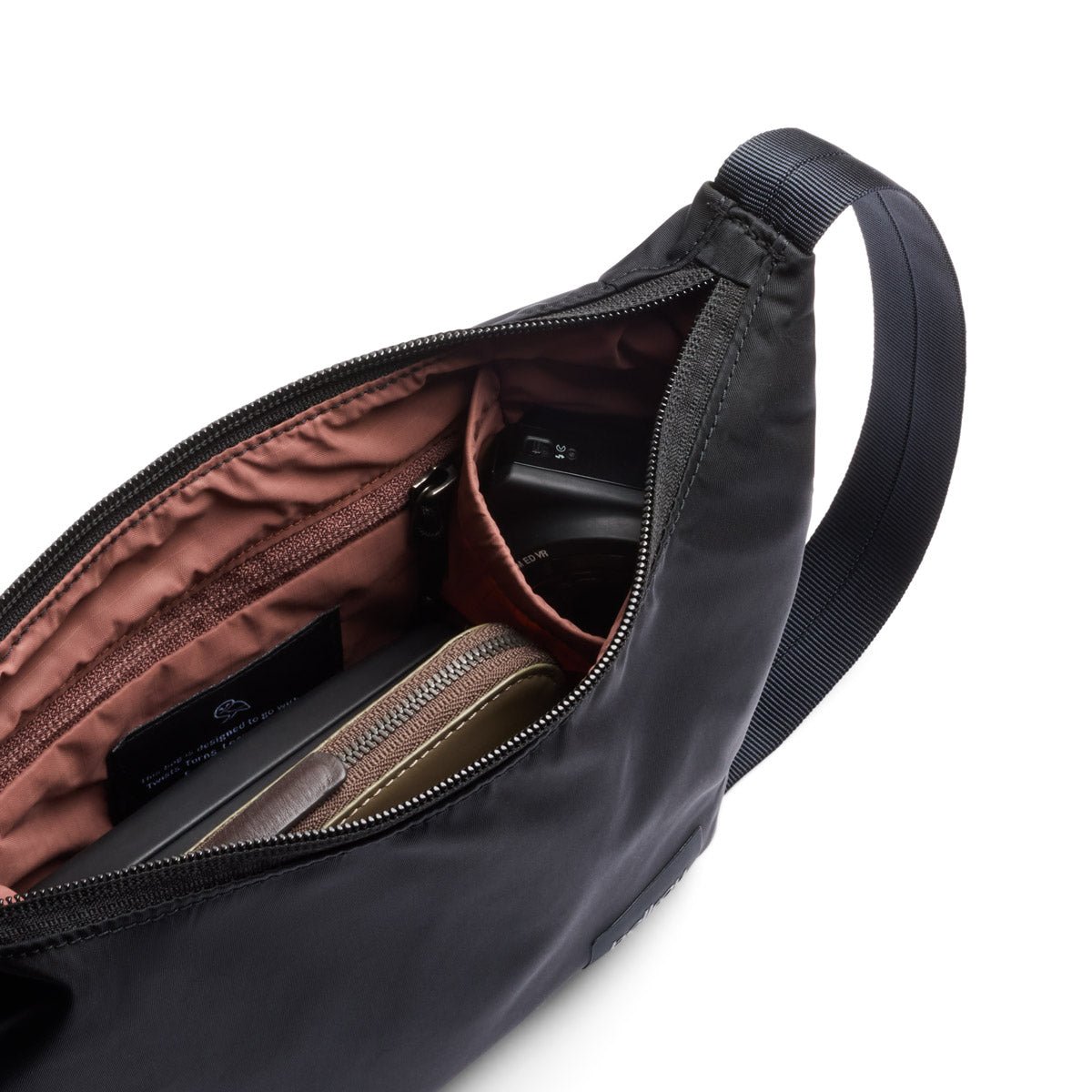 Bellroy Laneway Crescent Bag 2.5L in Ink - Getoutside Shoes