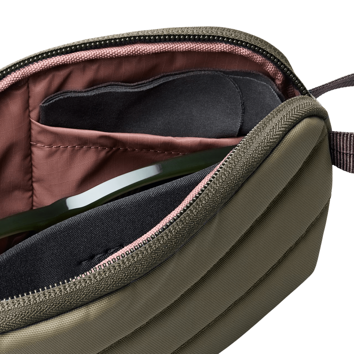 Bellroy Laneway Sunglasses Pocket in Sea Kelp - Getoutside Shoes